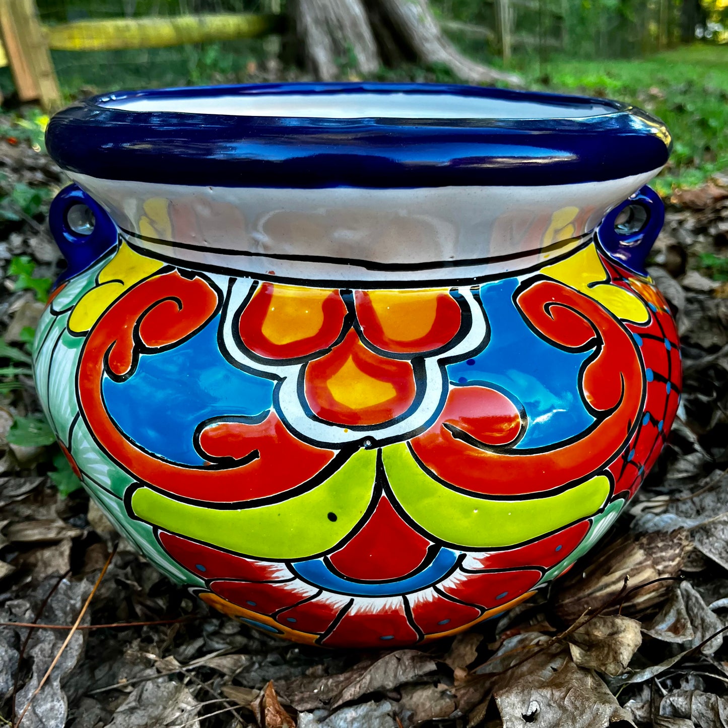 Talavera Chata Planter Pot side