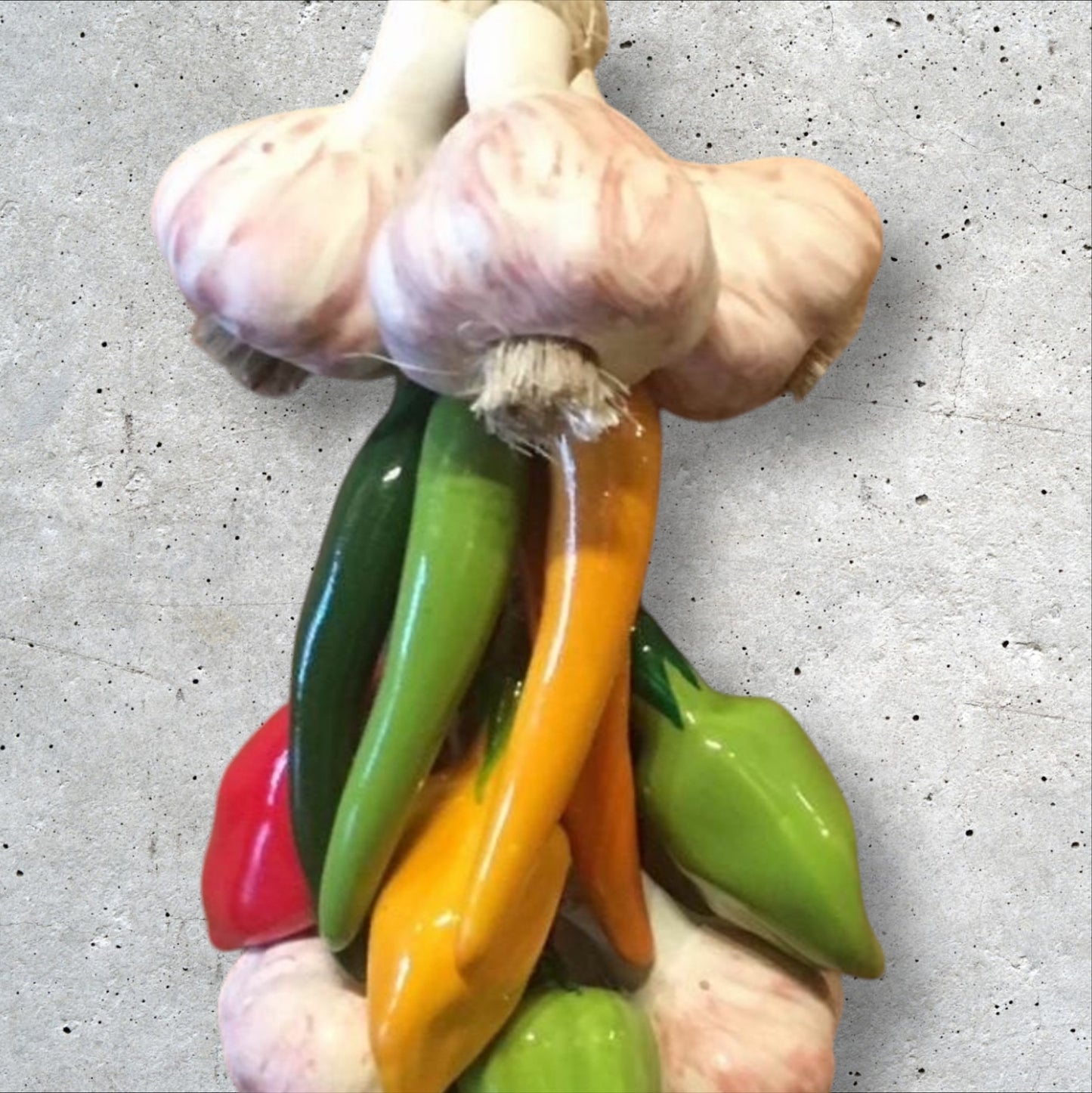 Garlic and Chili String Top