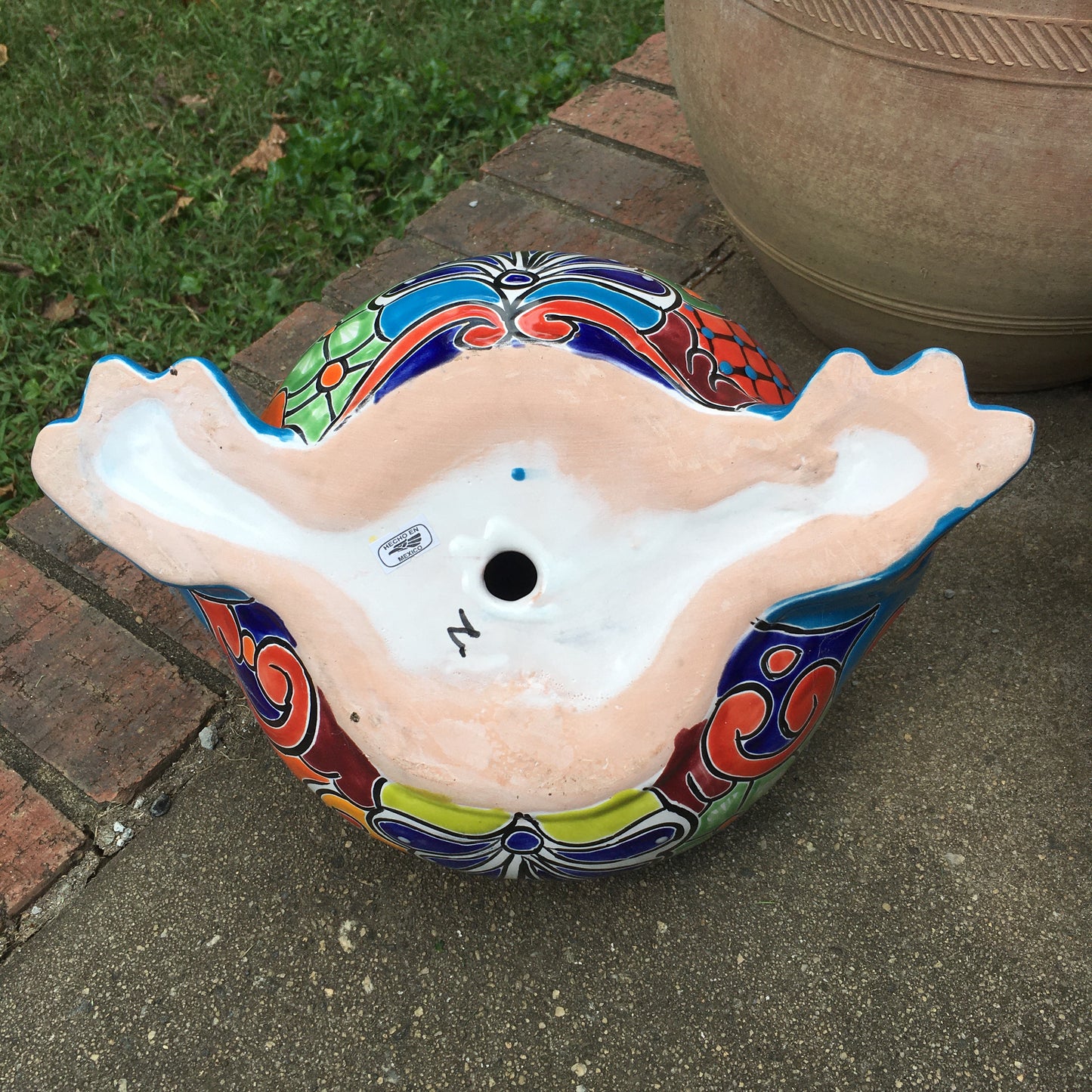 Gordo Frog Planting Pot bottom