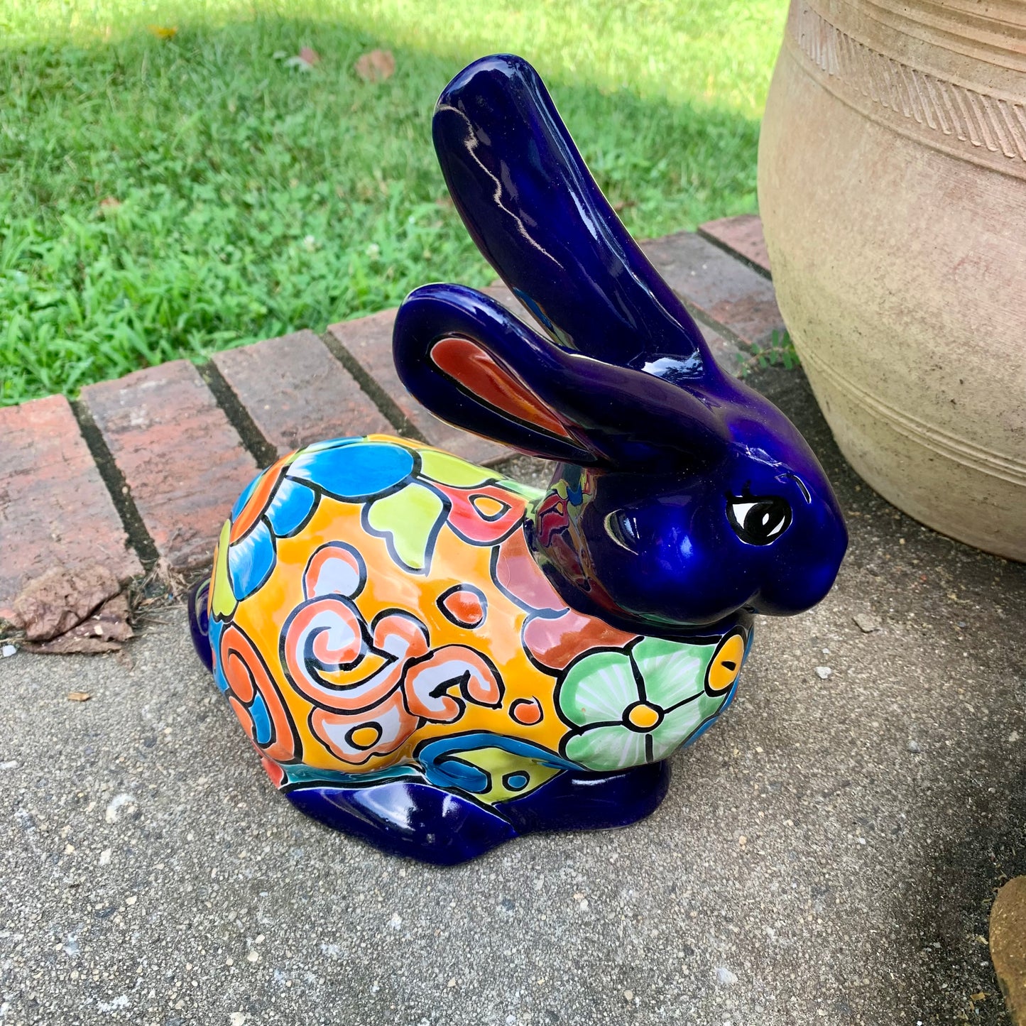 Talavera bunny rabbit side