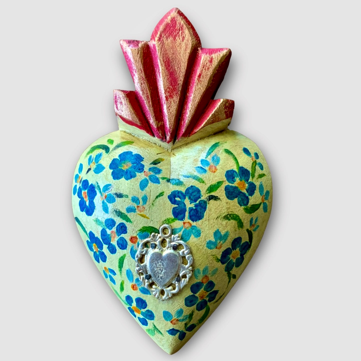 Heart Decorado Milagros Folk Art Style Four