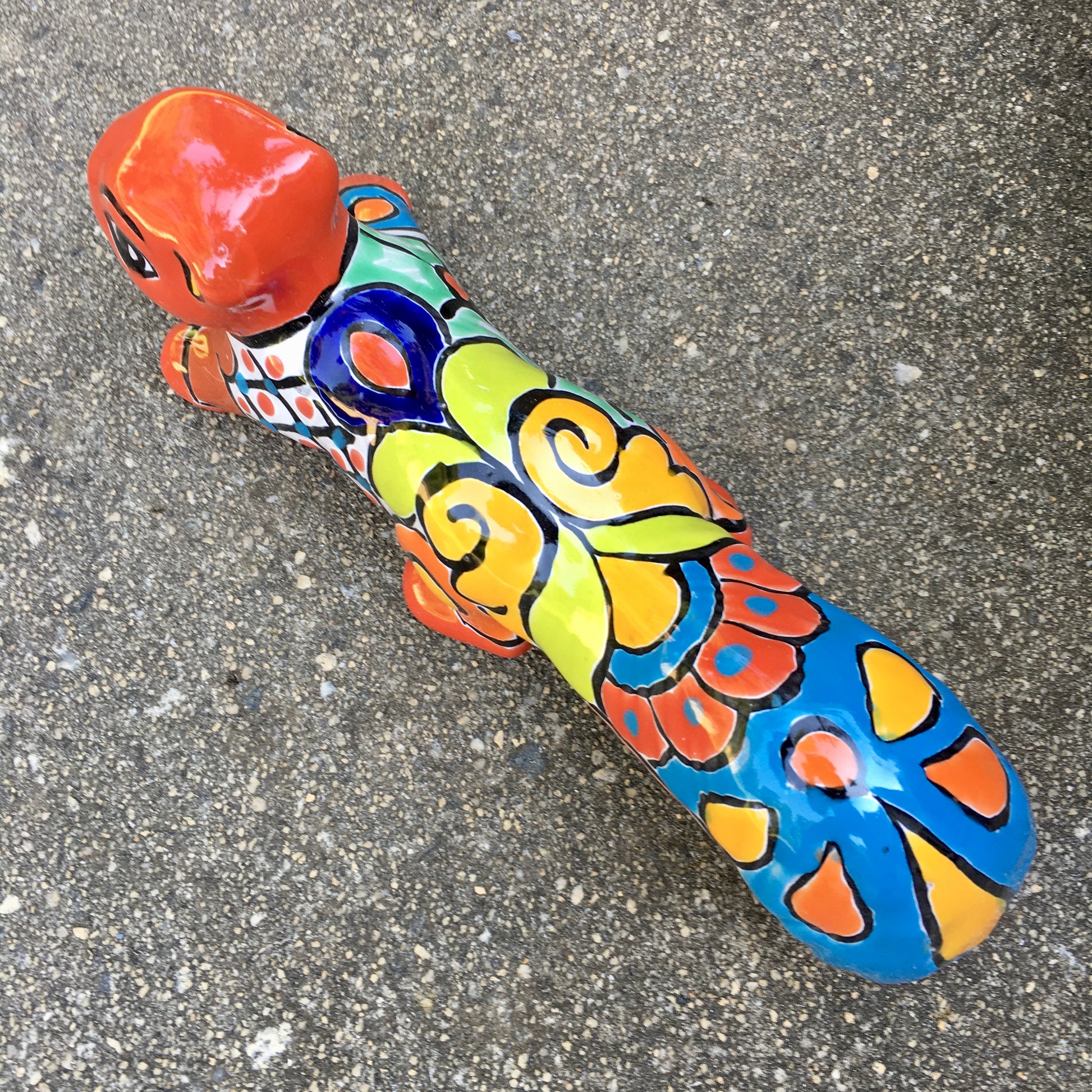 Talavera squirrel top