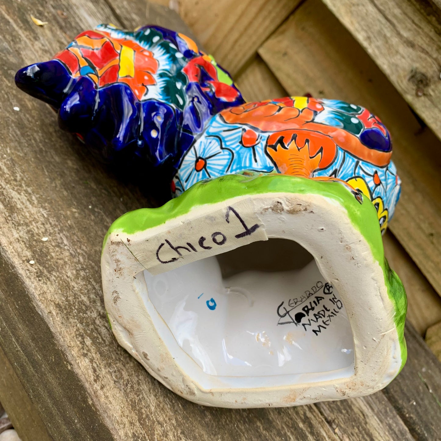 Talavera classic rooster bottom