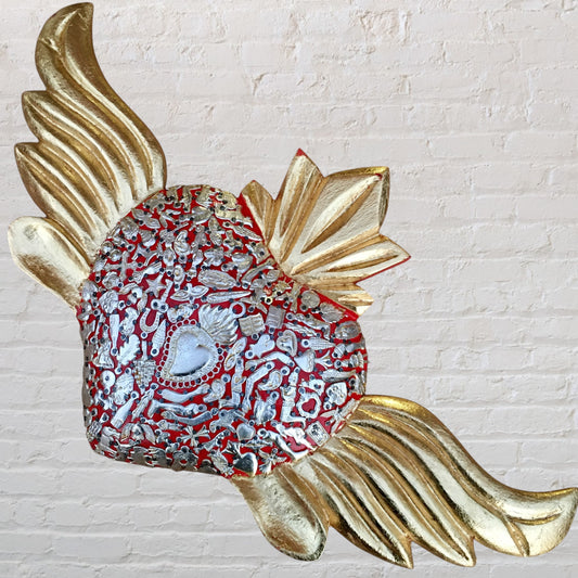 Milagros winged heart