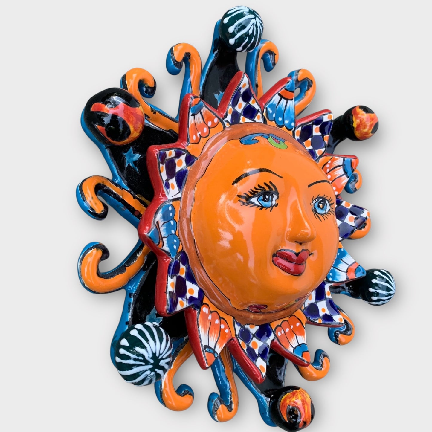 Talavera sun with planets right side