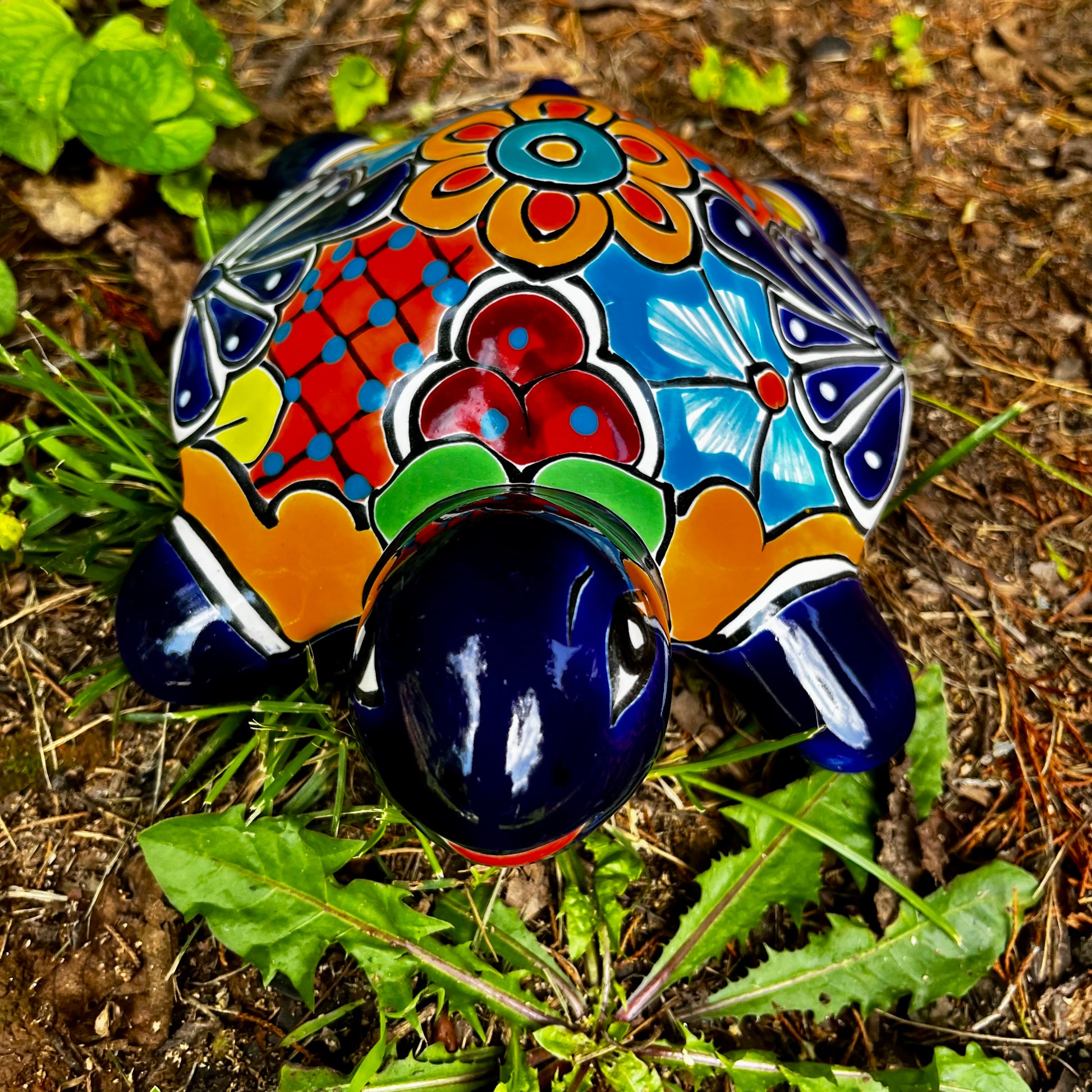 Talavera pottery turtle front