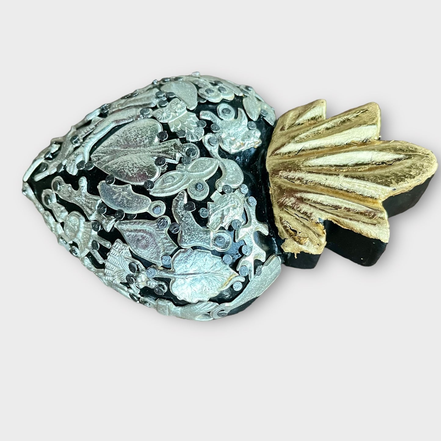 Mexican Milagros charms wood heart corazon right side