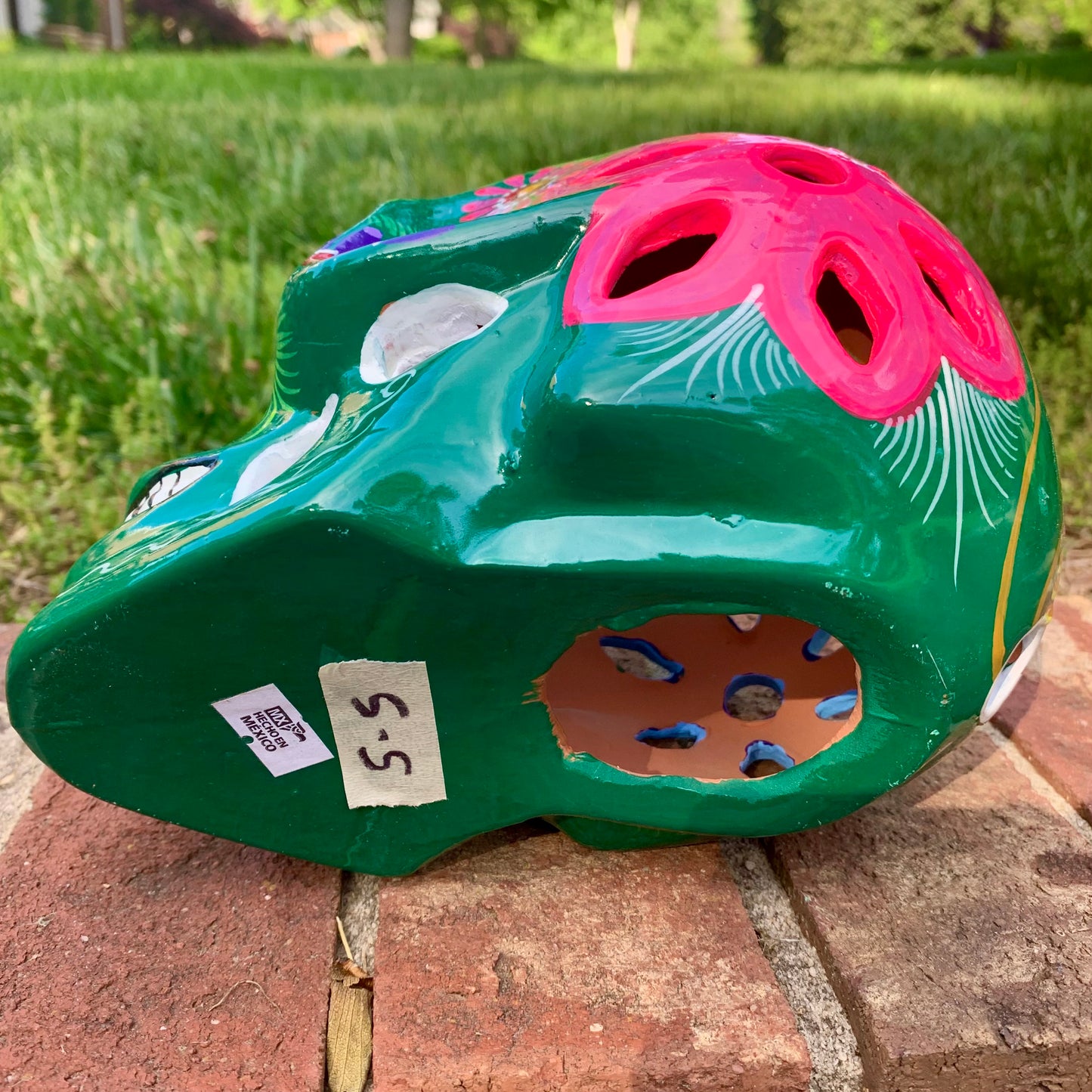 Mexican sugar skull large Lumineria bottom