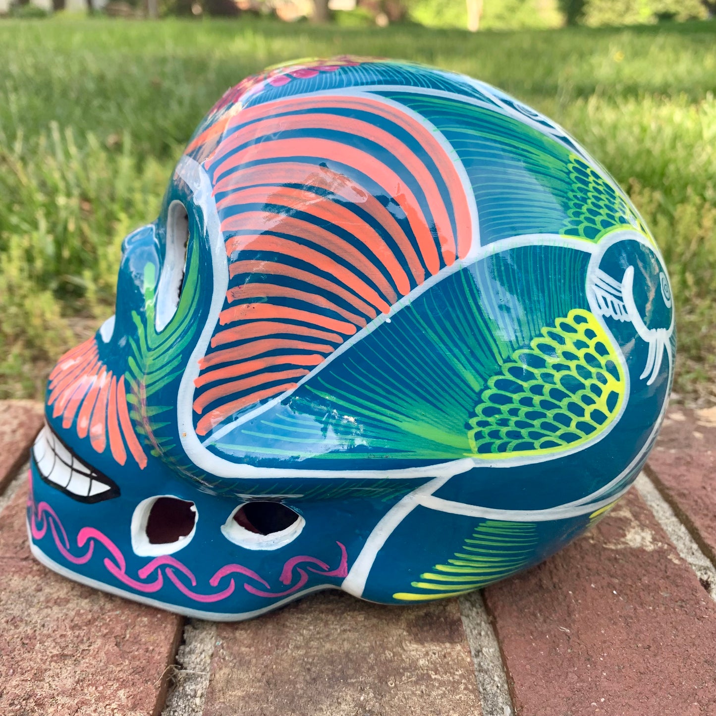 Mexican sugar skull large side