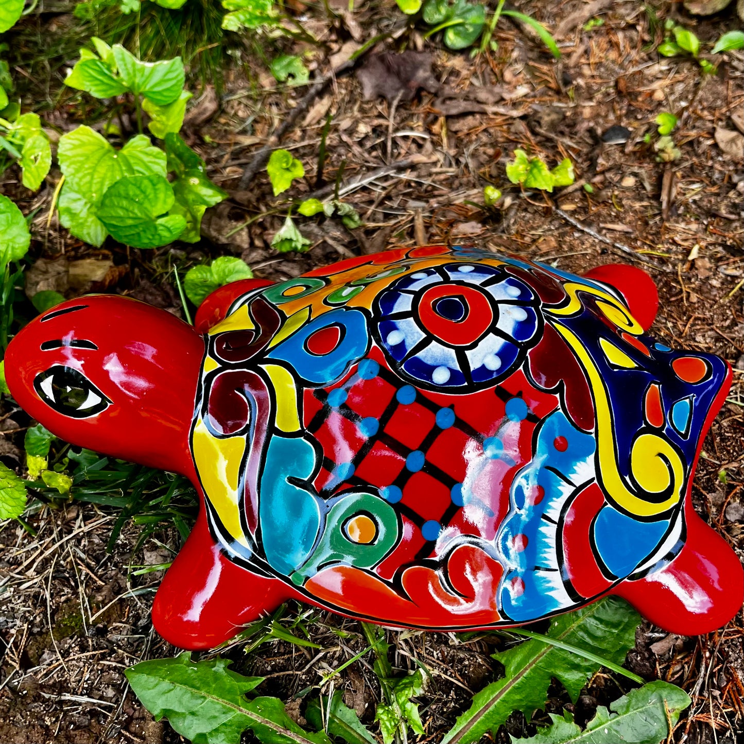 Talavera pottery turtle side