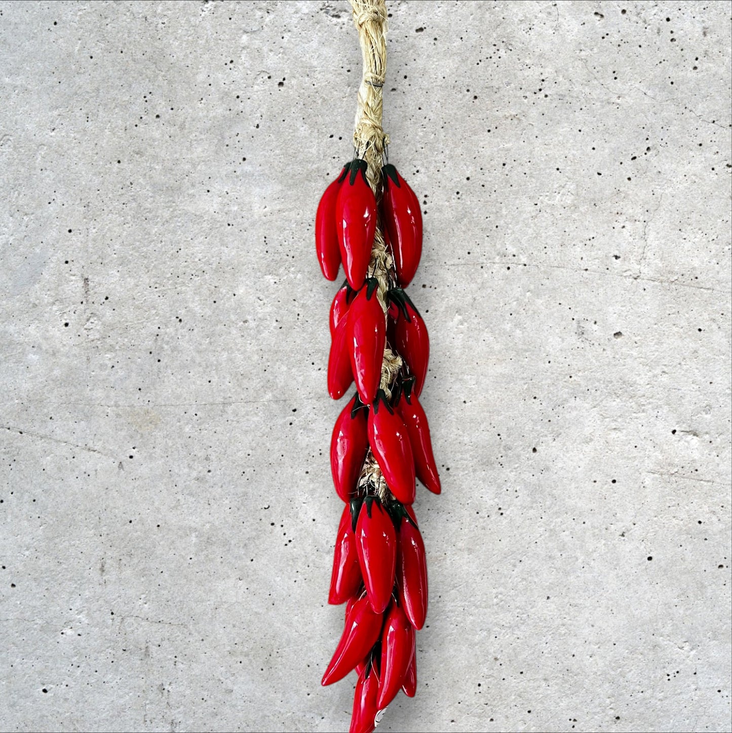 Red color chili pepper string mini