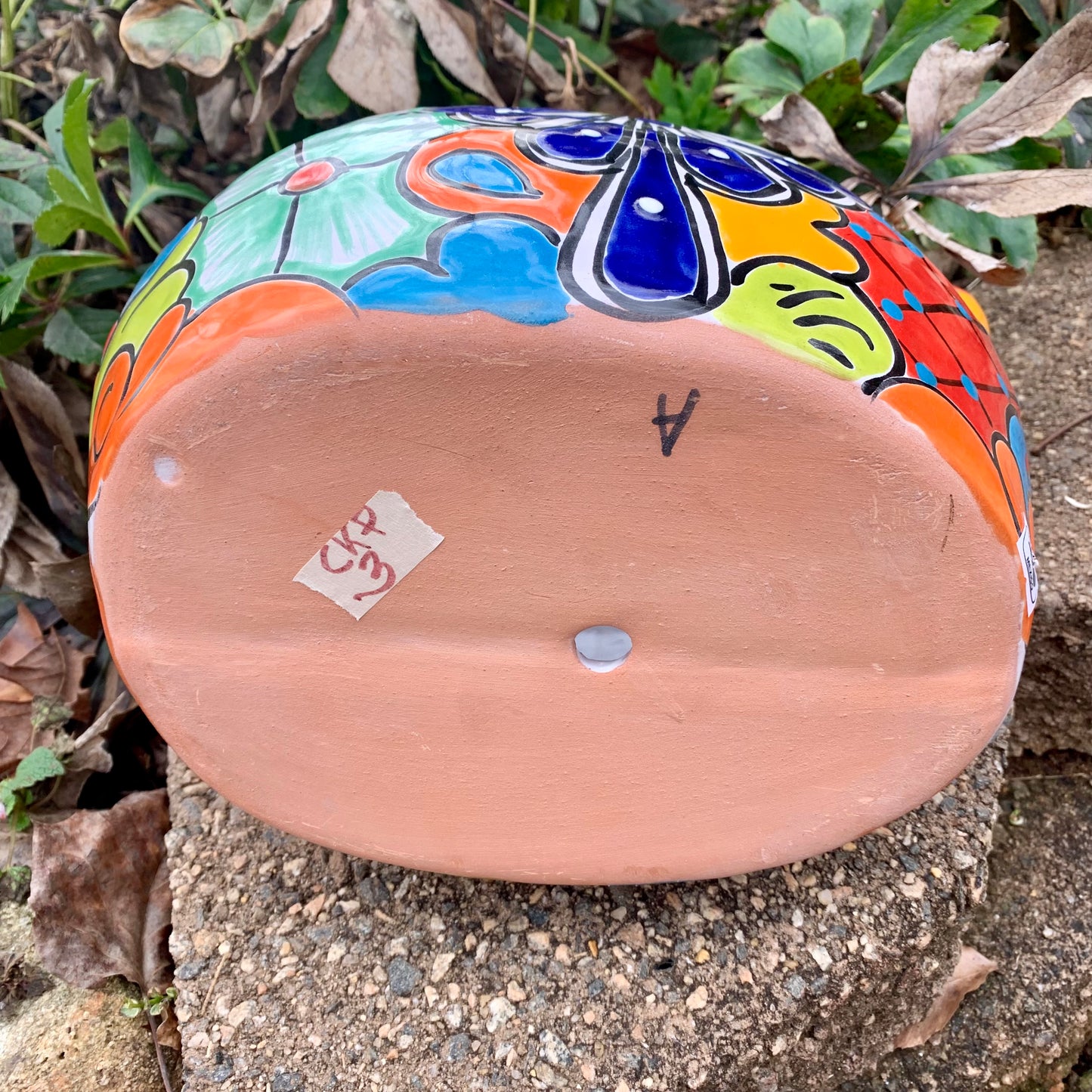 Mexican Talavera chicken pot bottom view Showing drain hole