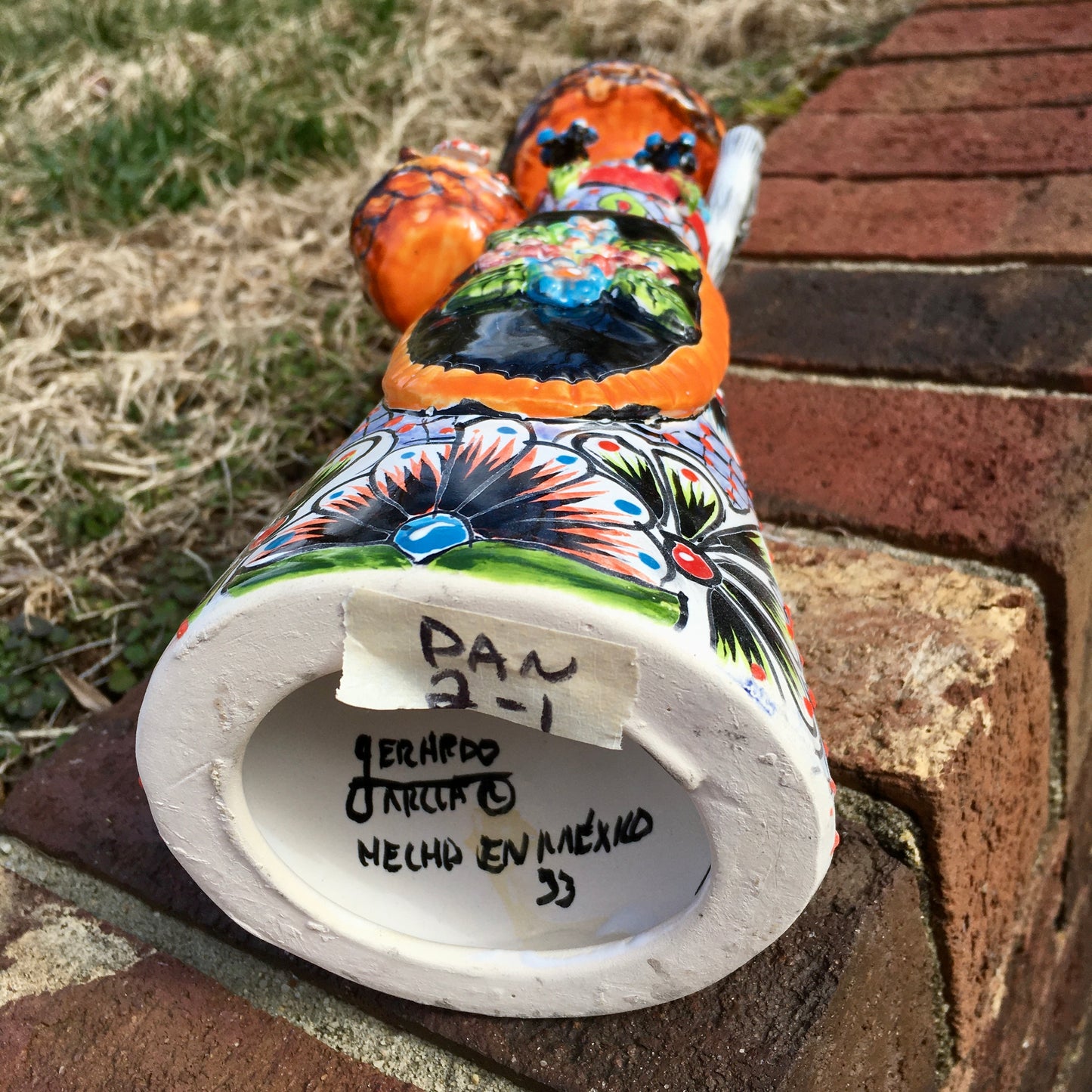 Catrina Panaderia Pastry bottom