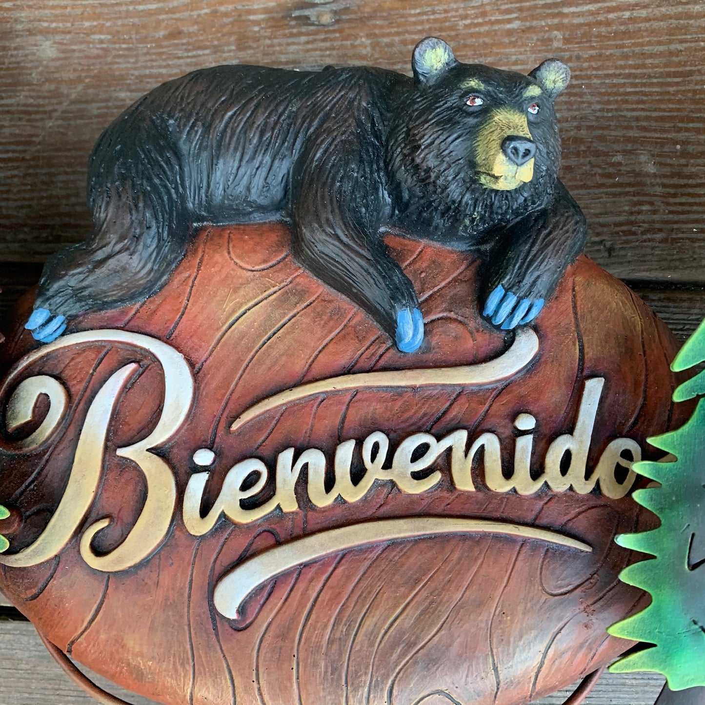 Black Bear Bienvenido Sign