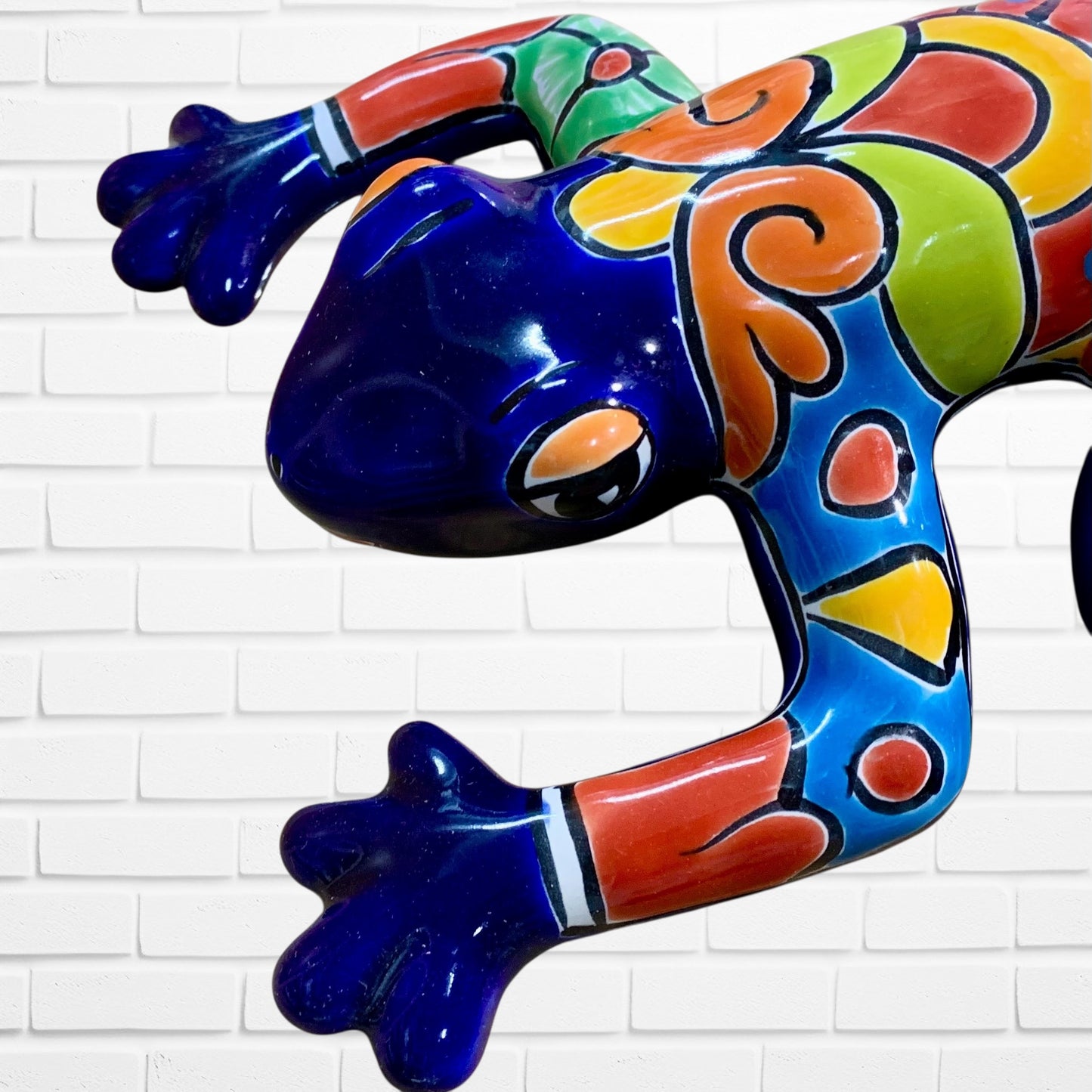 Talavera wall frog Gordo in azul cobalt Face
