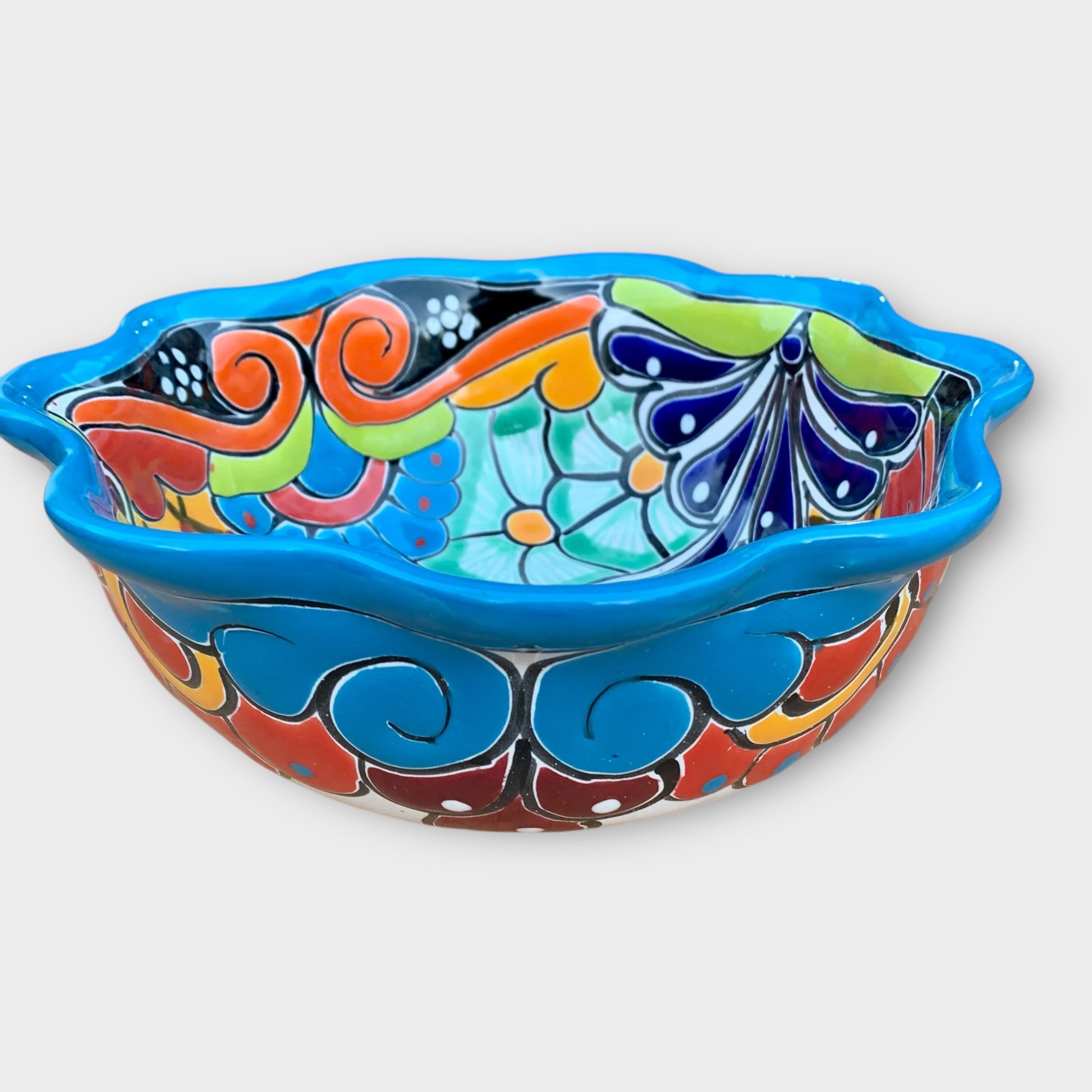 Talavera Salad Bowl grande outside