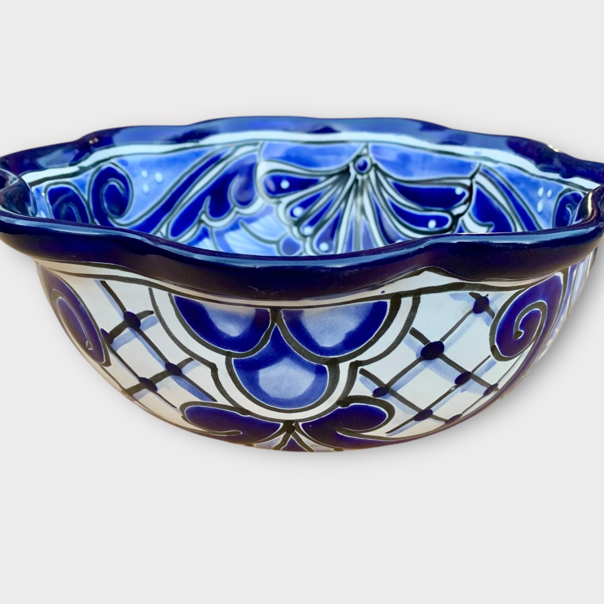 Talavera Salad Bowl grande outside