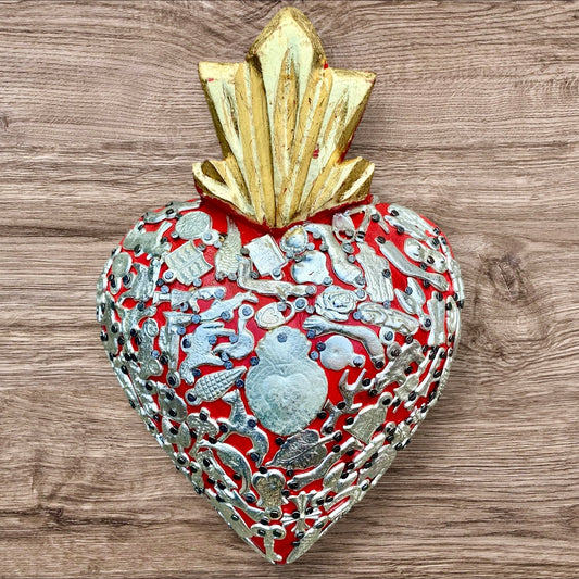  Milagros Heart Folk Art