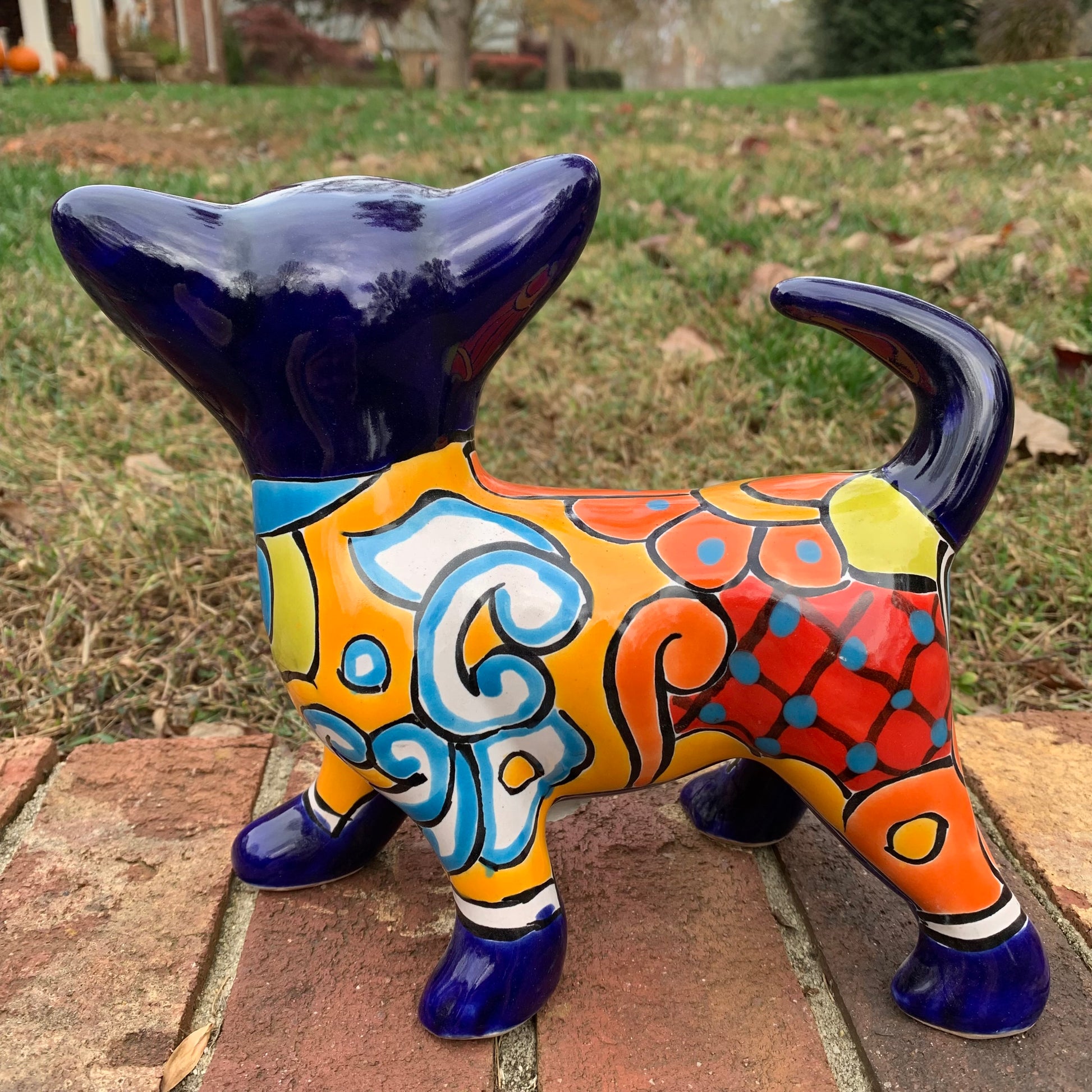 Chihuahua Talavera Pottery side