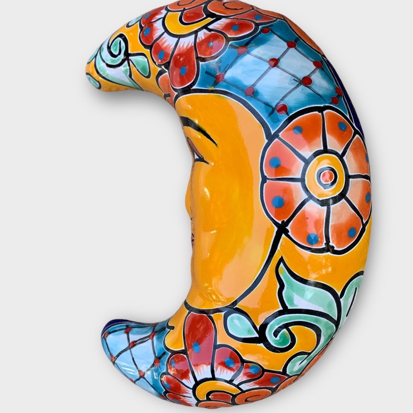 Talavera Moon Face curved side