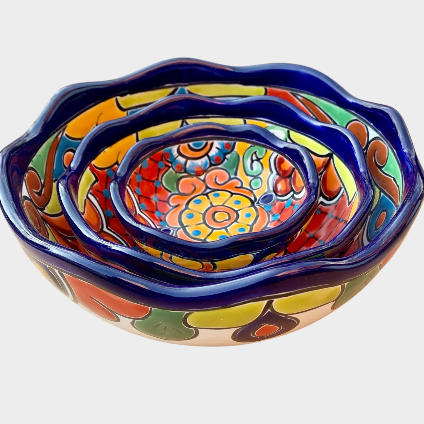 Talavera Nesting Bowl Set Side view
