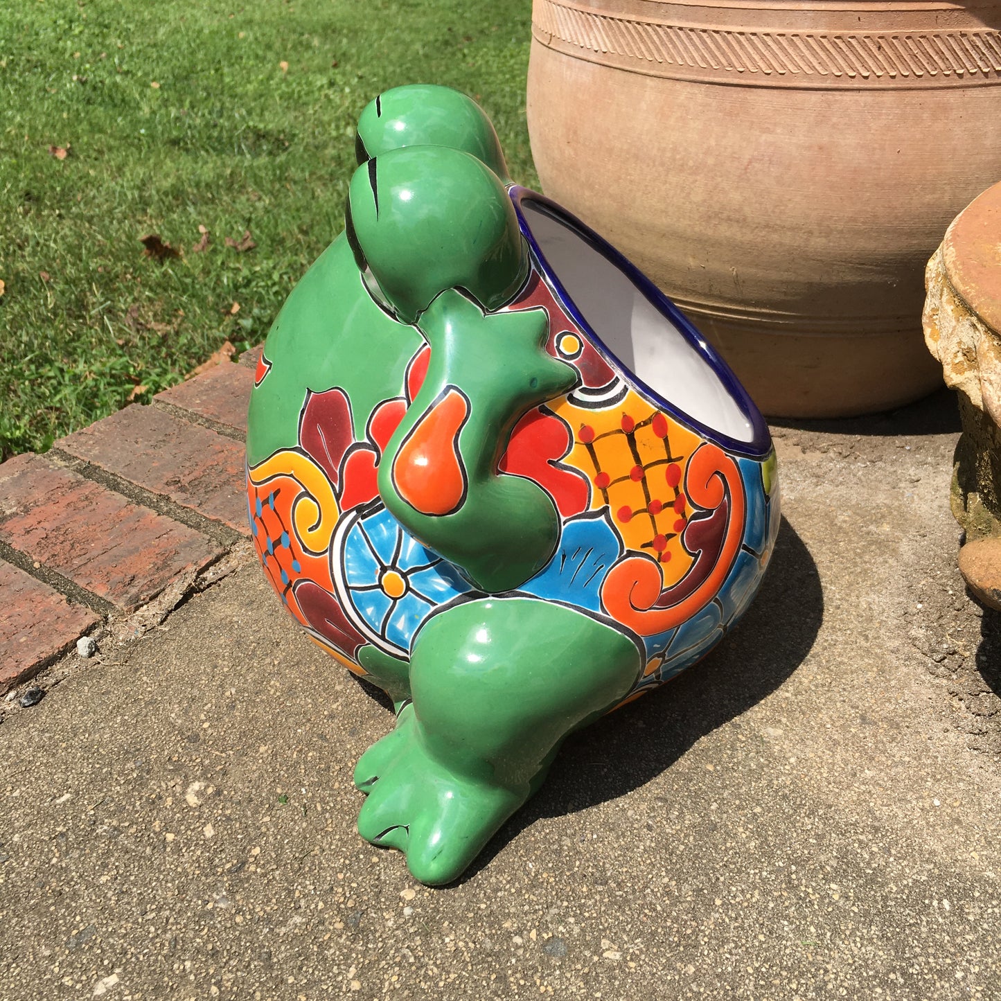 Gordo Frog Planting Pot side