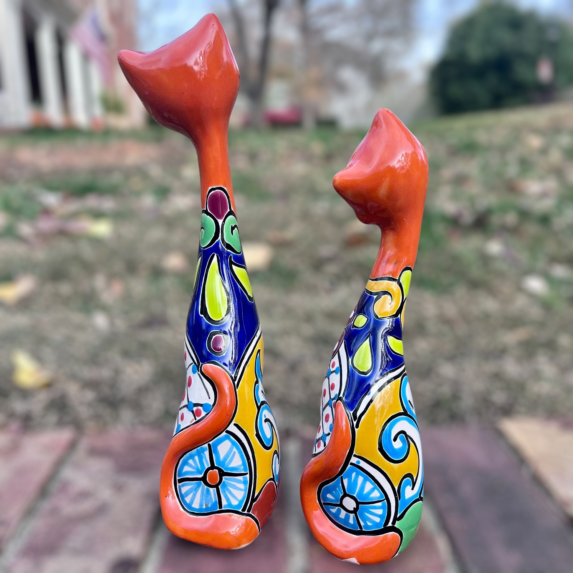 Talavera Amore Kitten Set back
