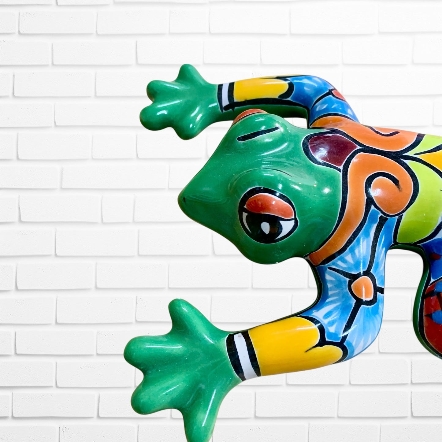 Talavera wall frog Lucy Face 