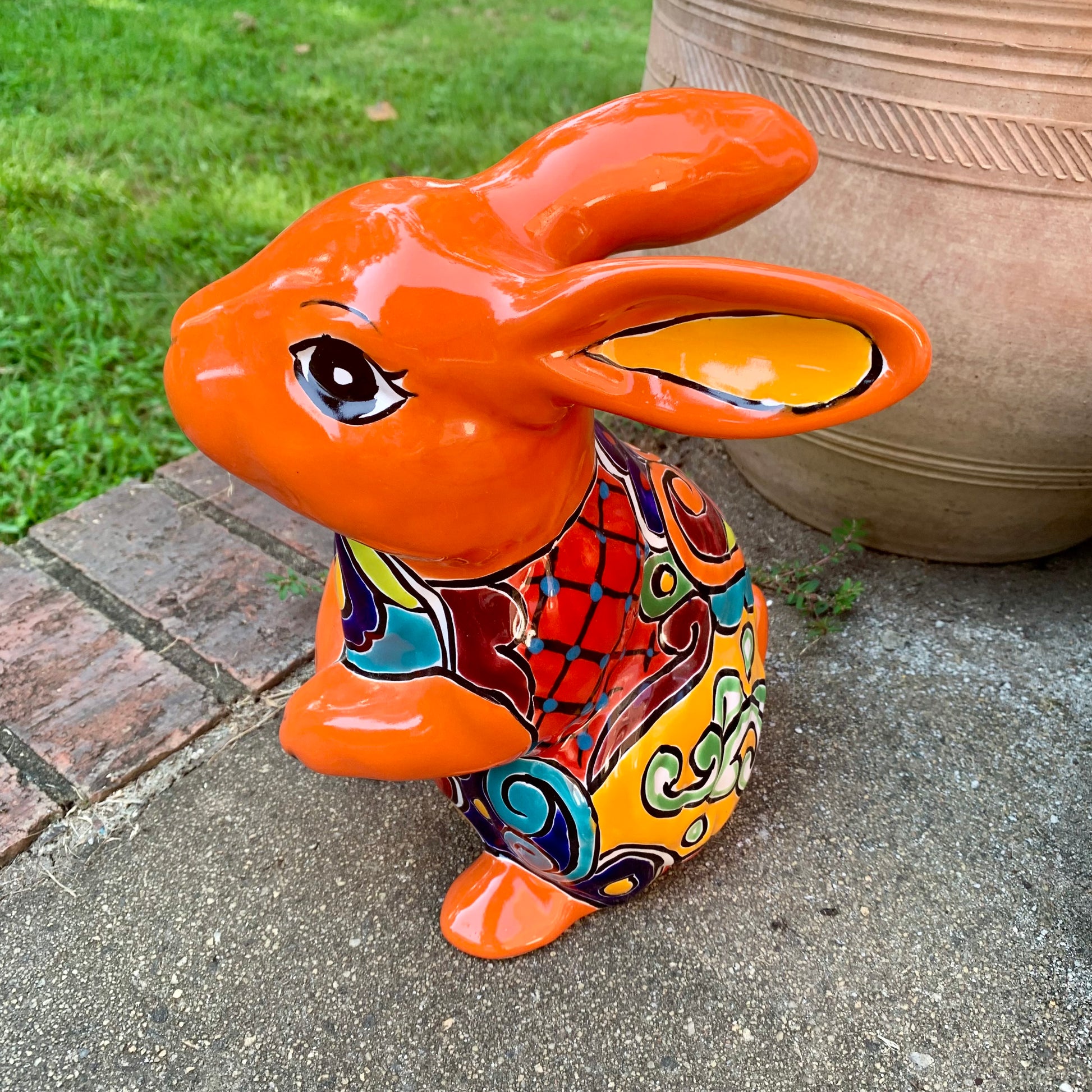 Talavera bunny rabbit standing side by side