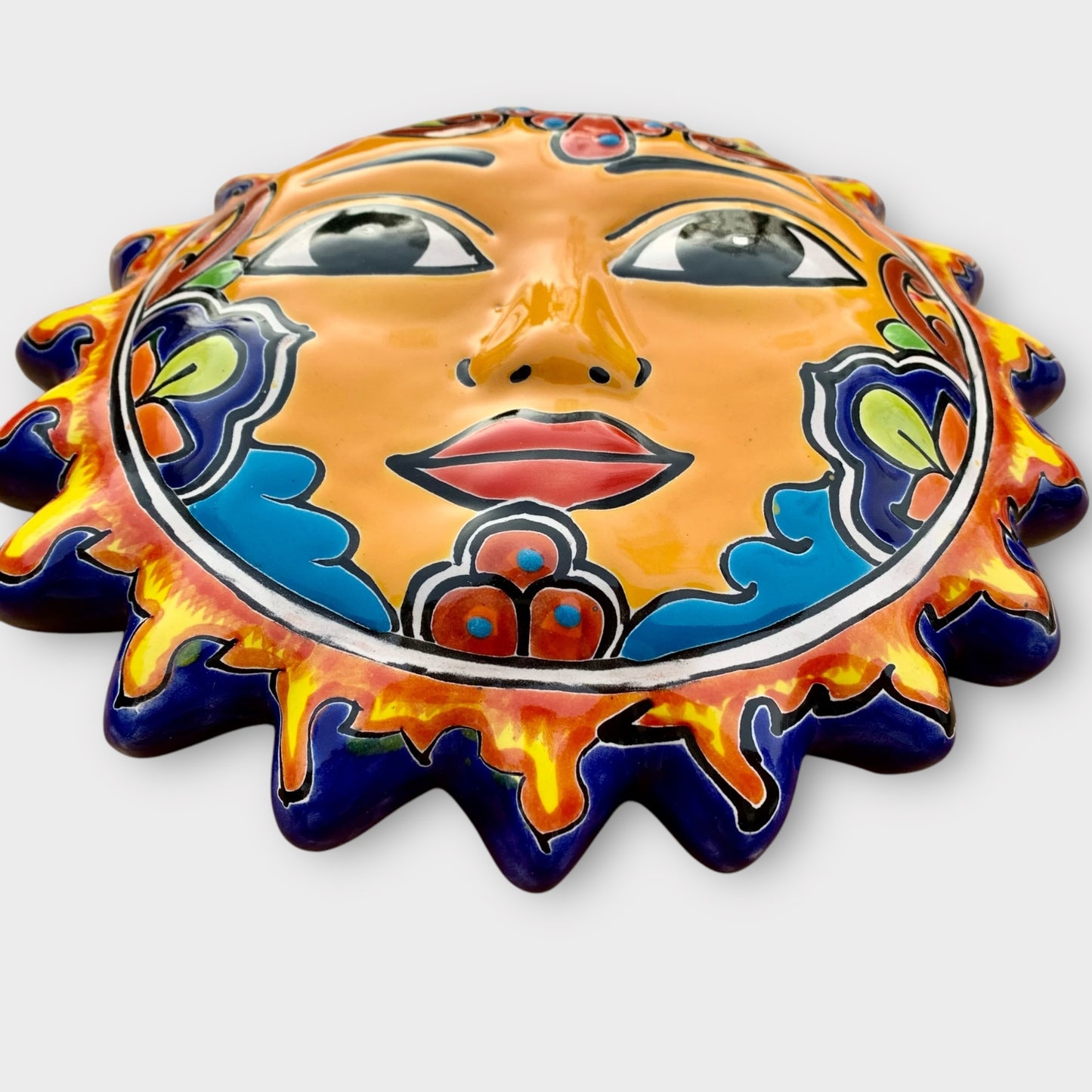 Talavera big eye sun side