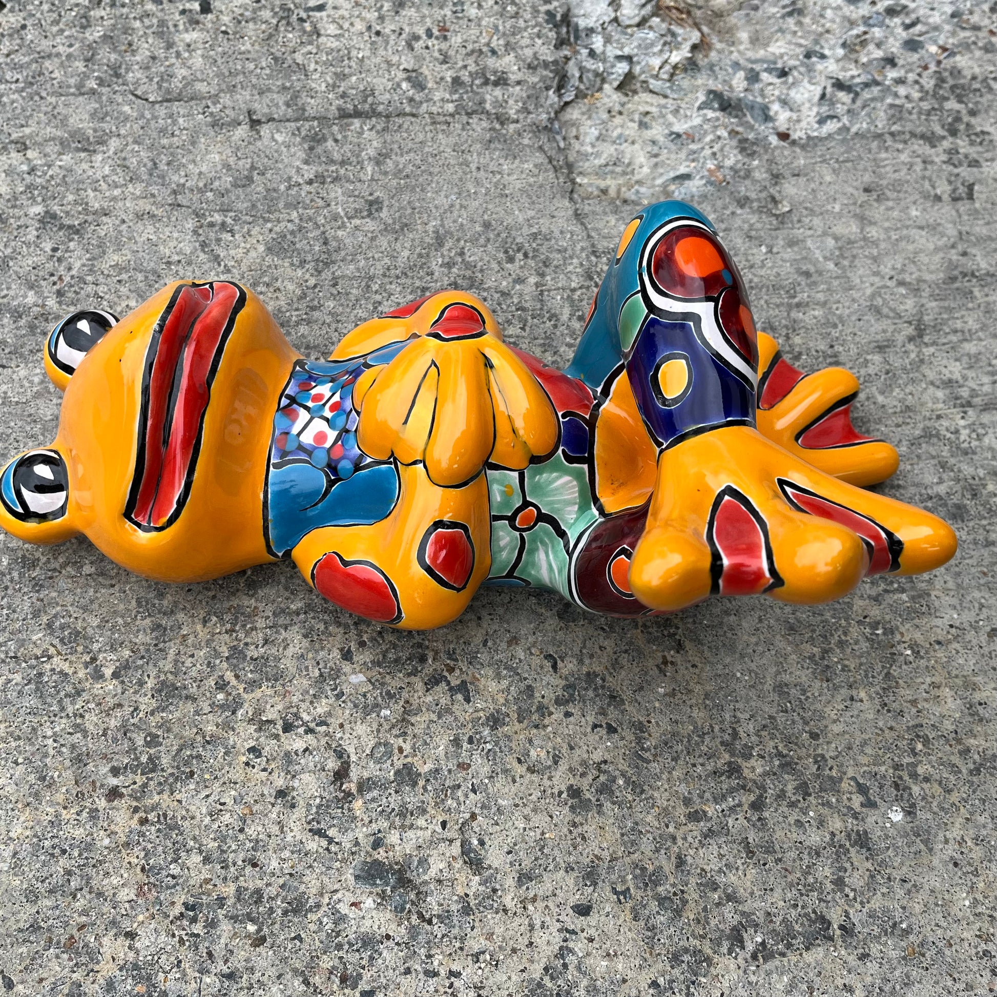 Talavera Silly Dancing Frog Left Side