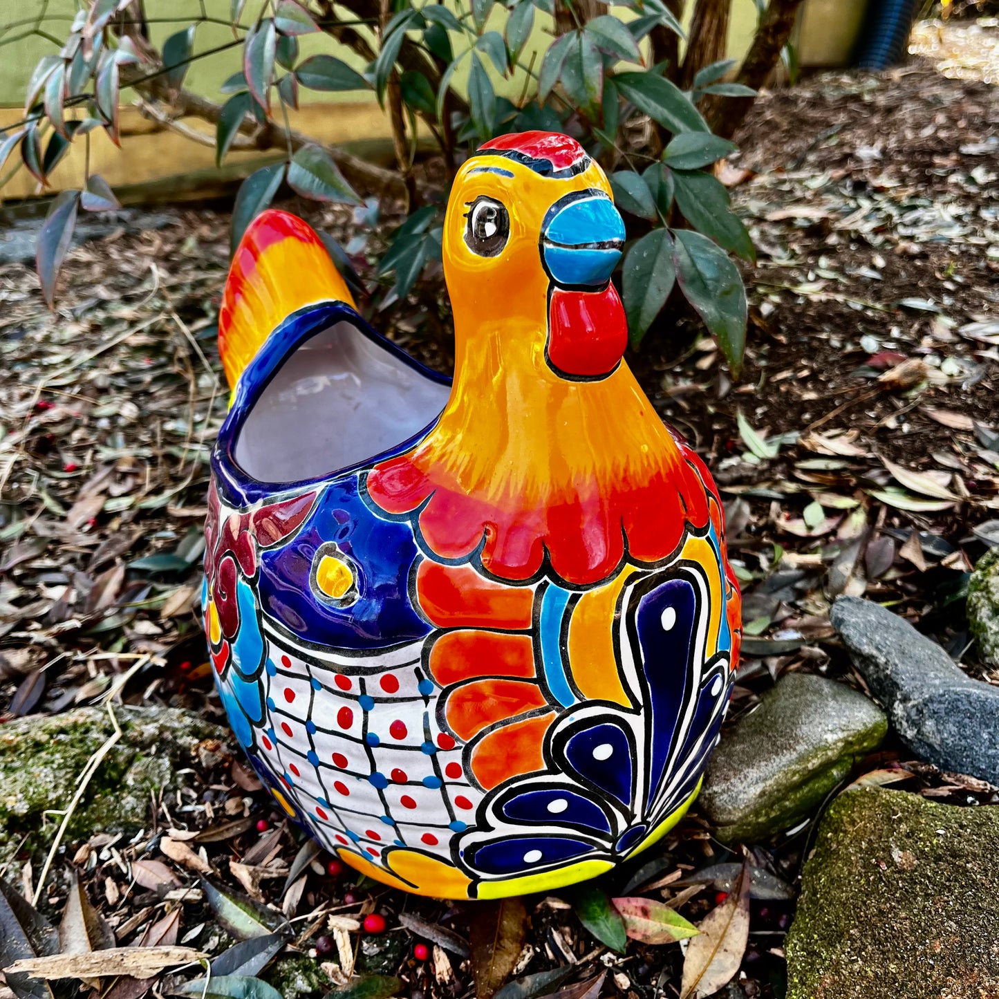 Chicken planter pot