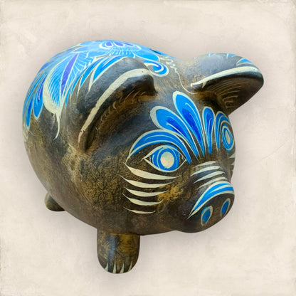 Rustic Pig Figurine Bank Marron