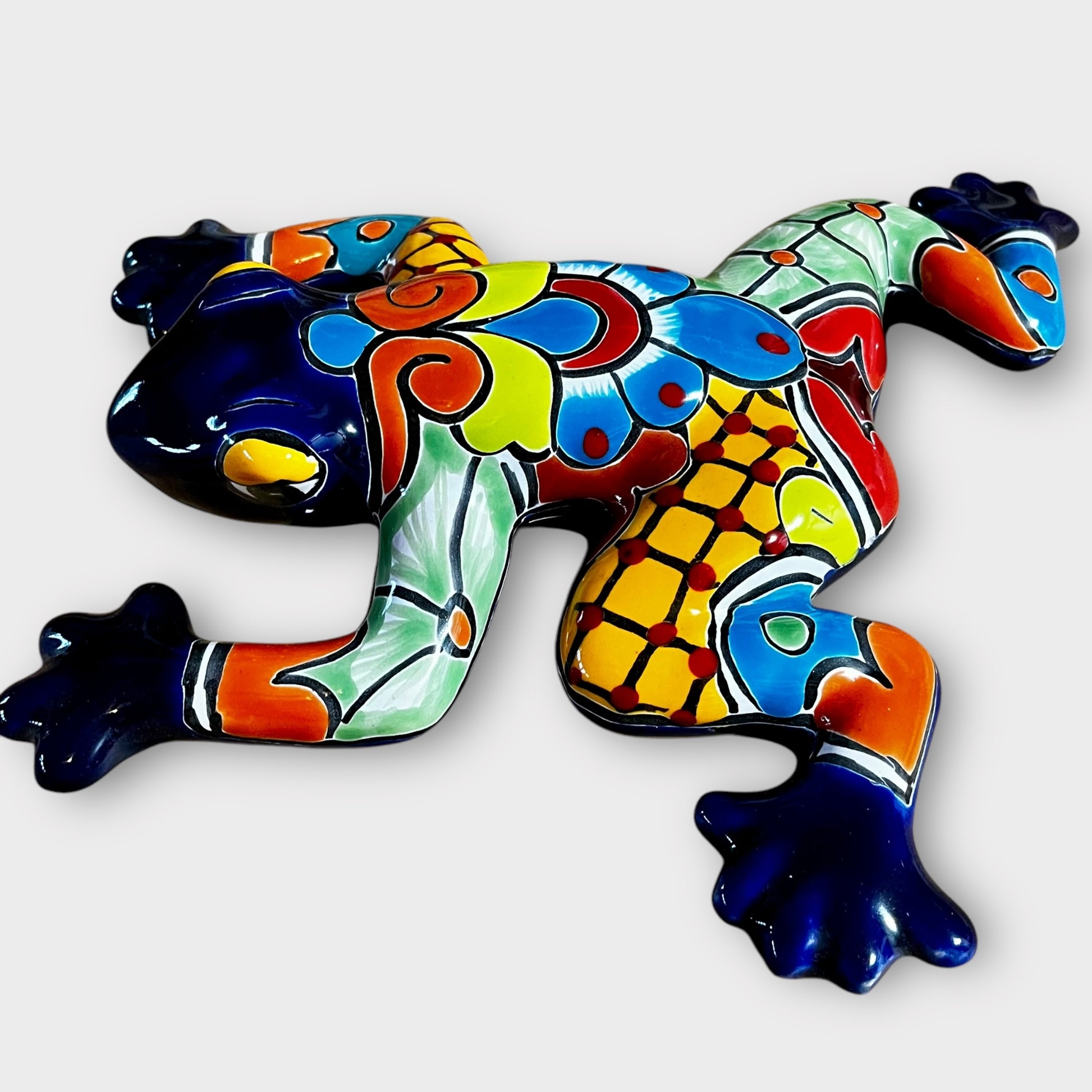 Talavera wall frog Gordo right side