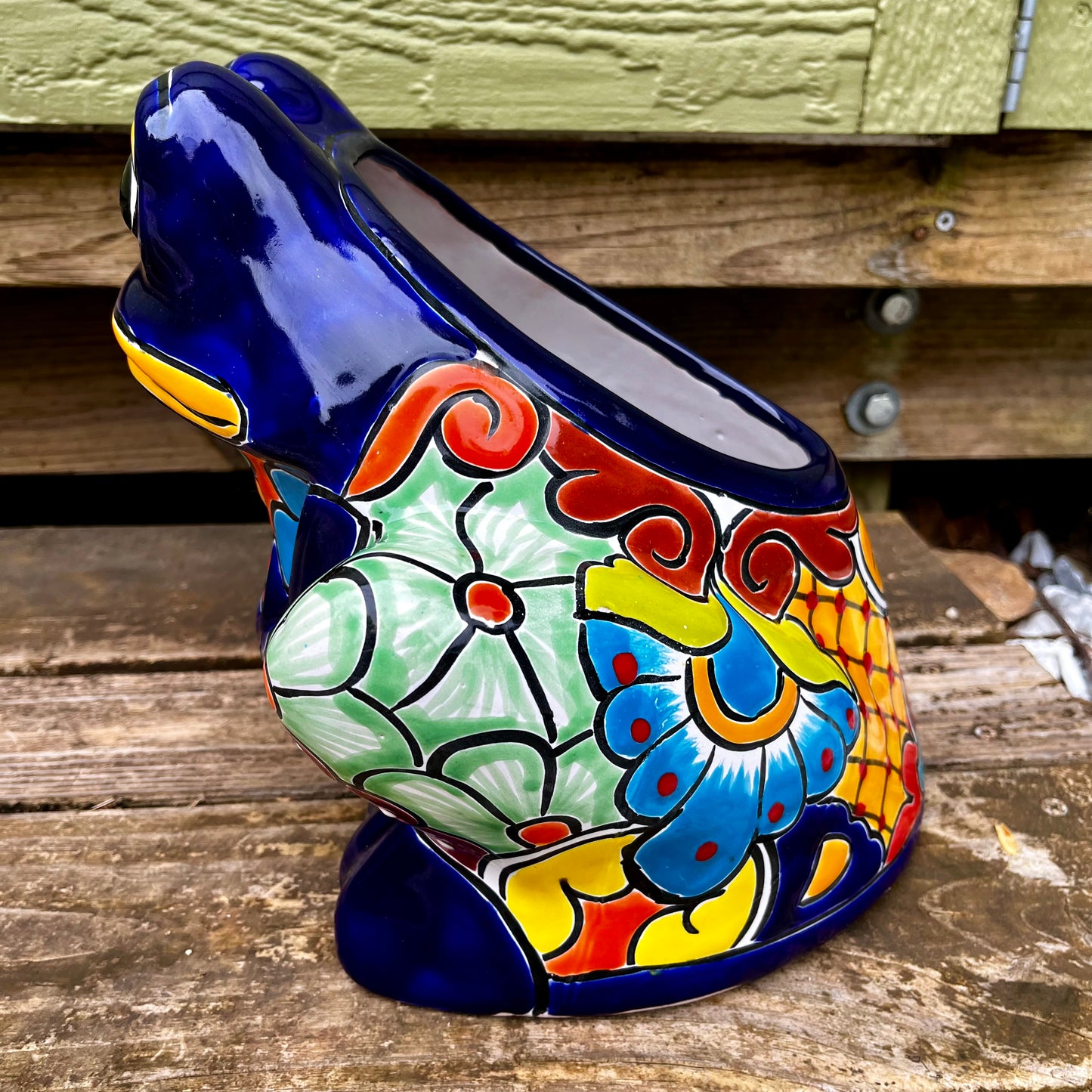 Mexican Talavera frog planting pot right side