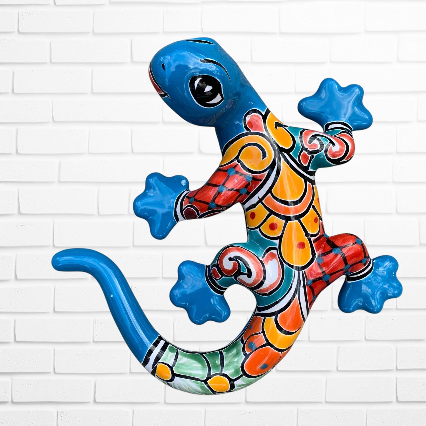 Talavera salamander lizard turquoise top view