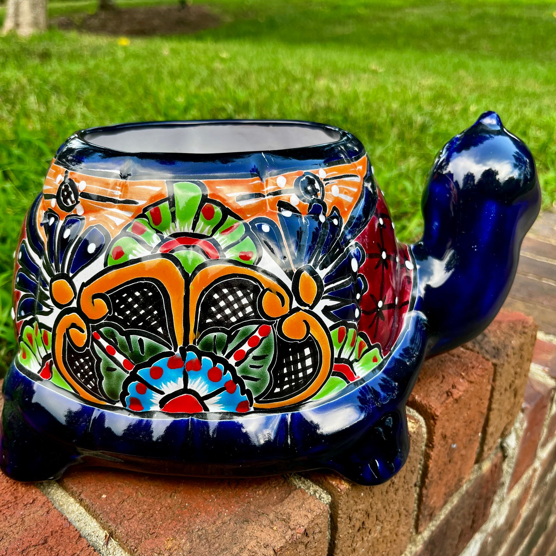 Talavera turtle  planter pot back