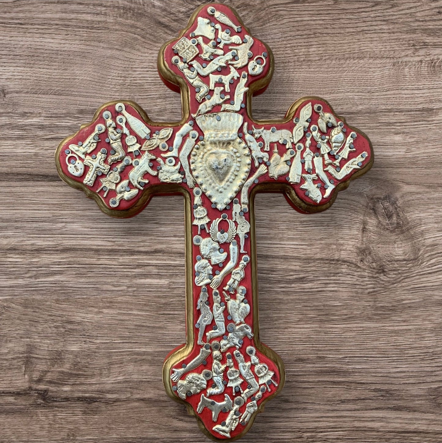 Milagros Wood Cross red
