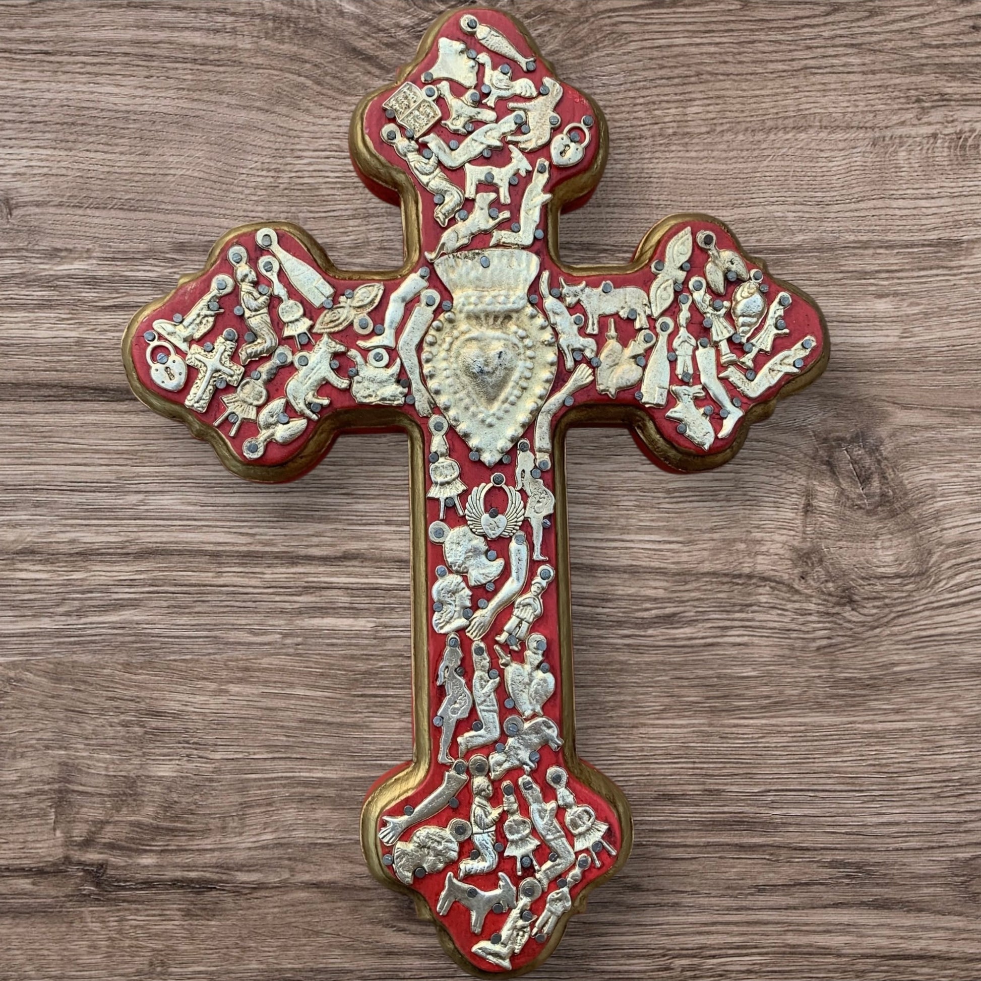 Milagros Wood Cross red