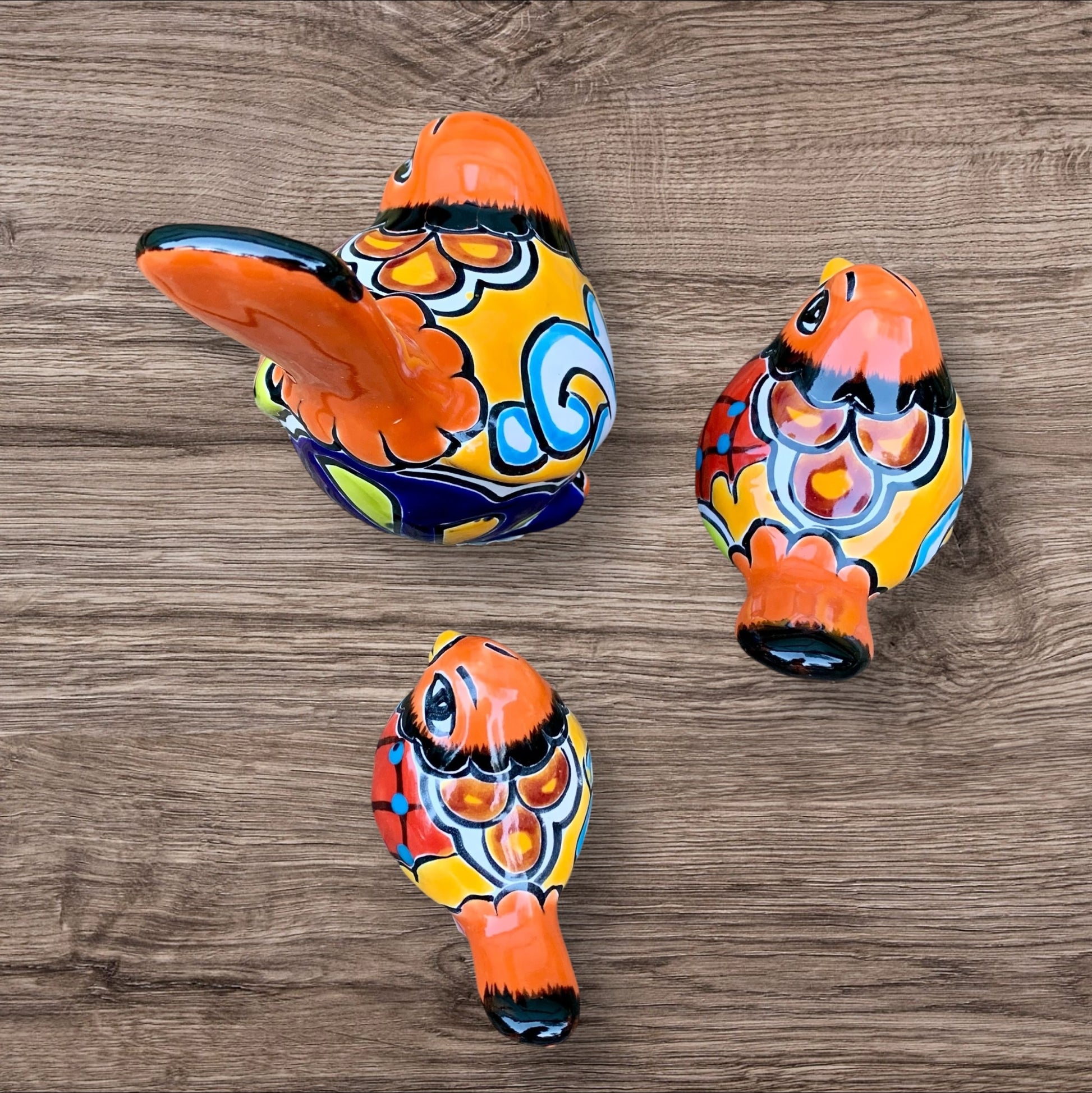 Talavera bird set back