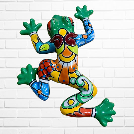 Talavera wall frog Lucy