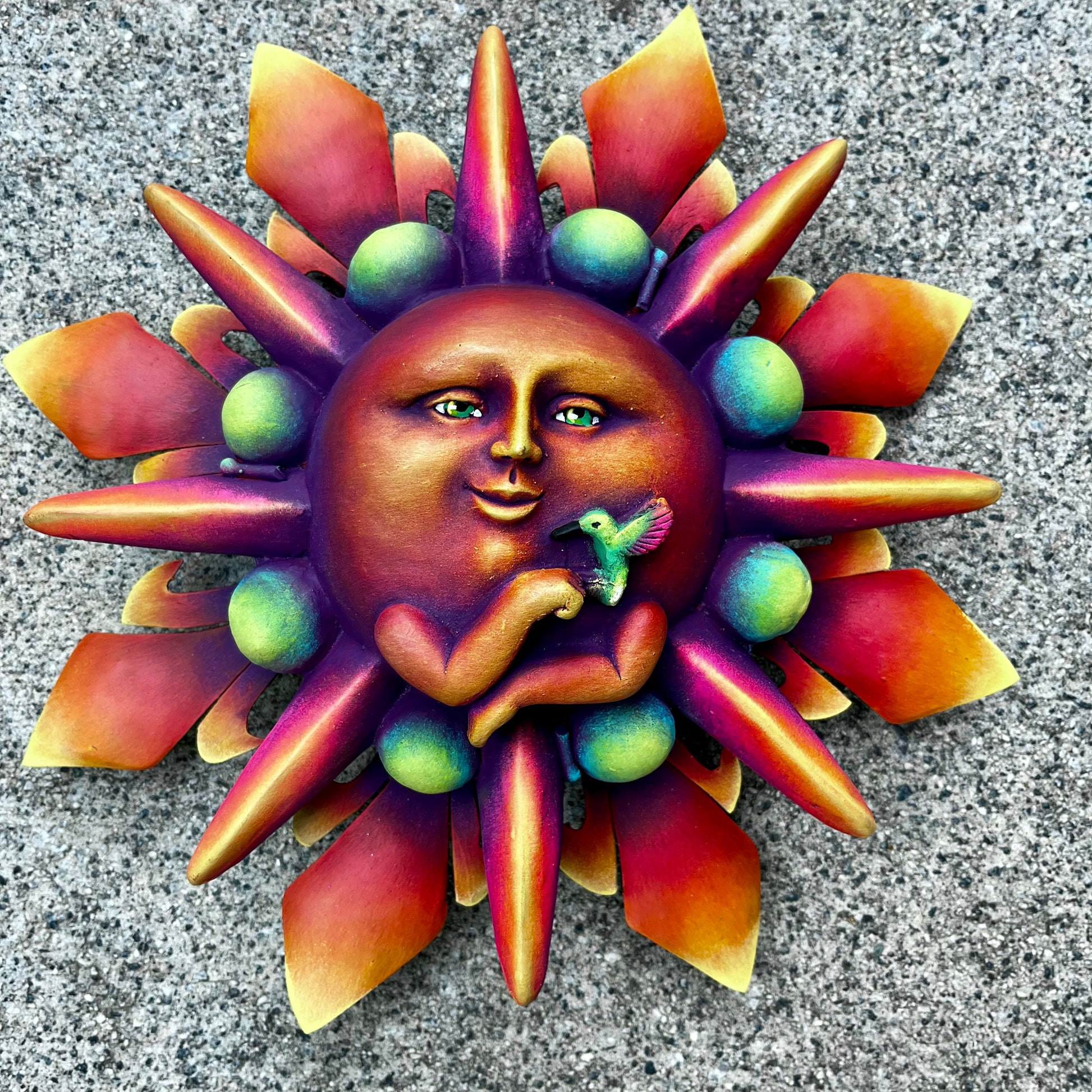 Sun with hummingbird wall art ￼