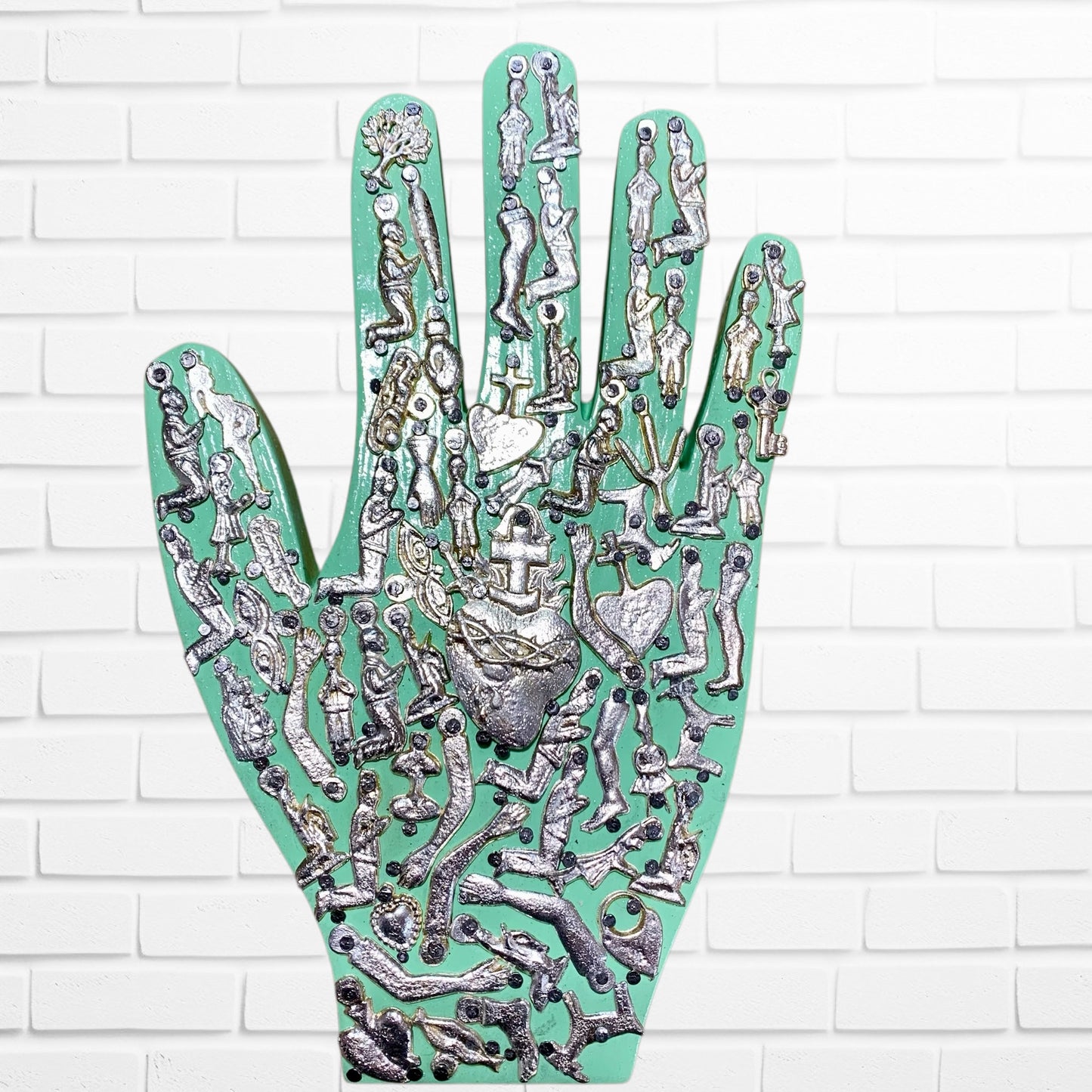 Healing Hand with Milagros charms Green