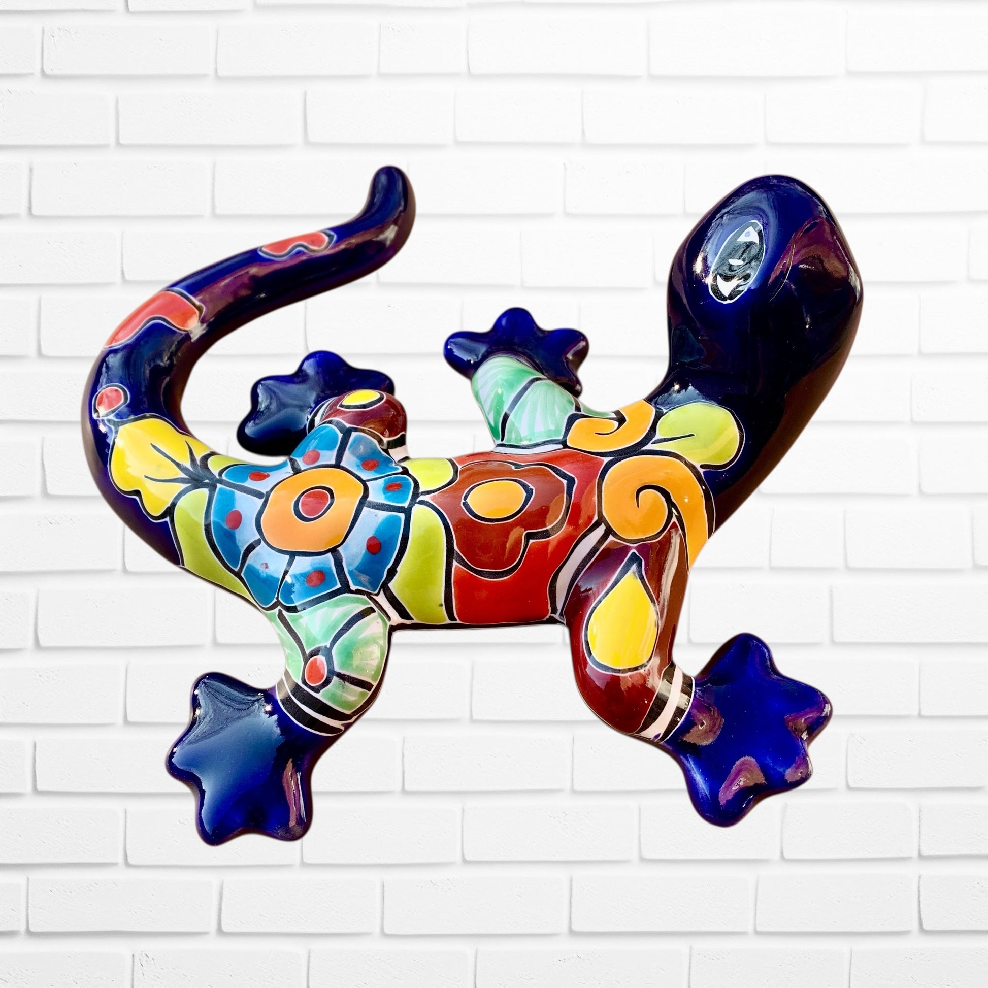 Talavera salamander lizard medium Left side 