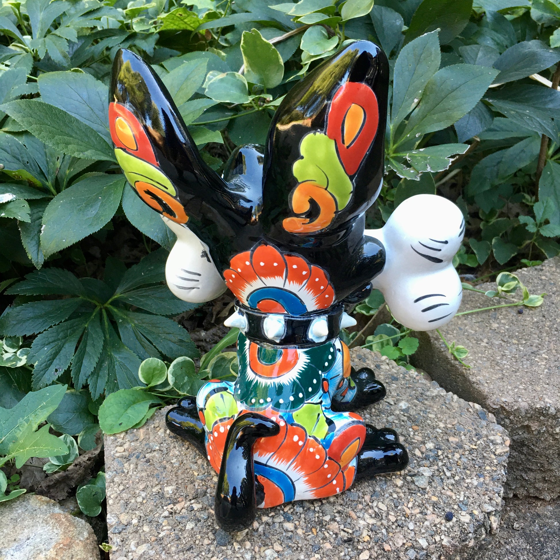 Talavera dog Roy with big bone back