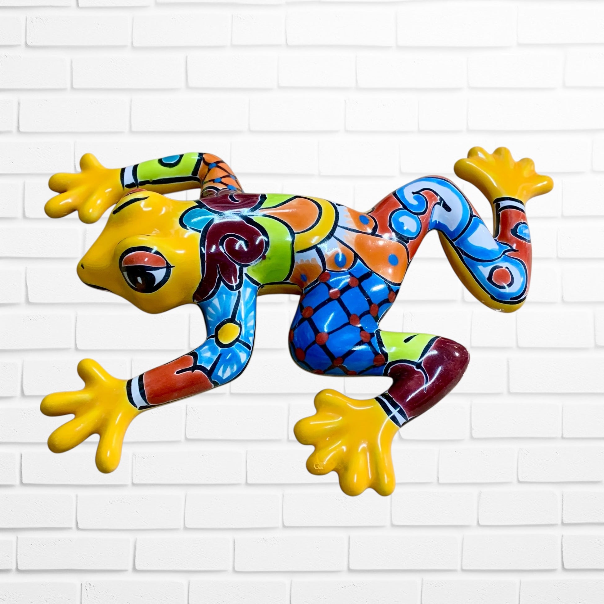 Talavera wall frog Lucy Side