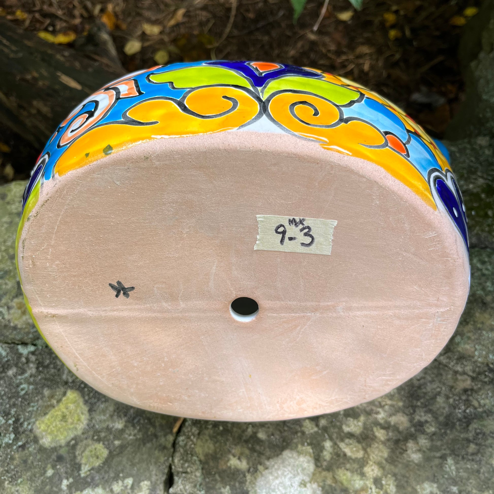 Mexican Talavera chicken planter pot back