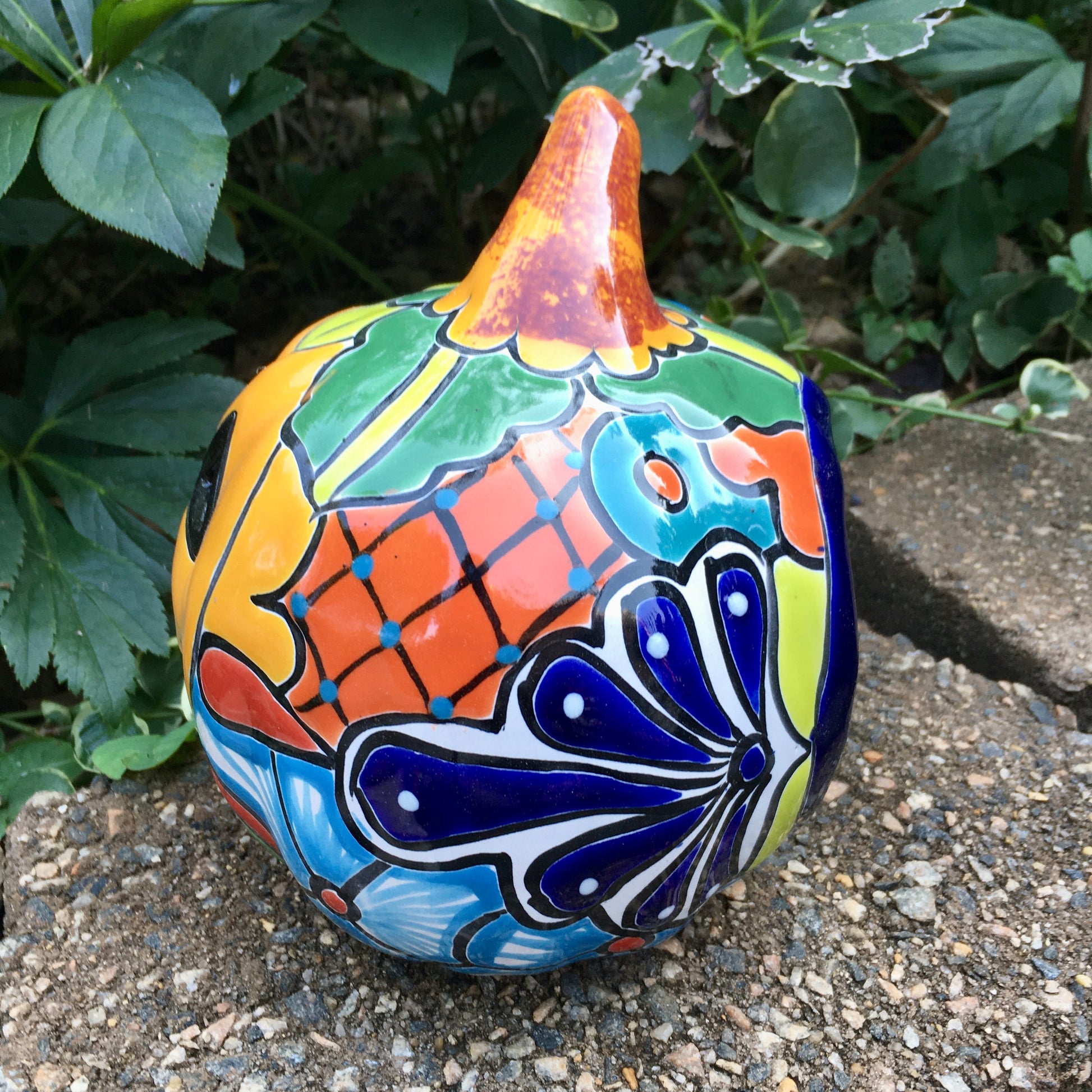 Talavera pumpkin calabaza side