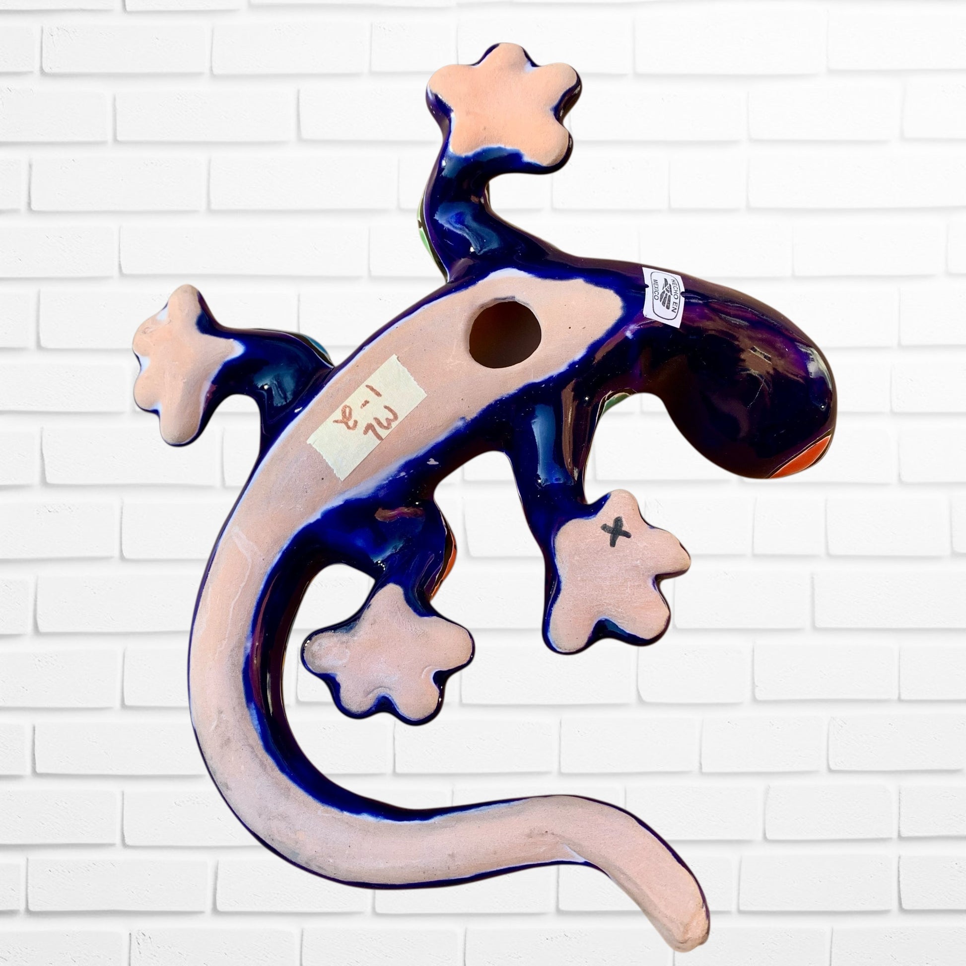 Talavera salamander lizard medium Back