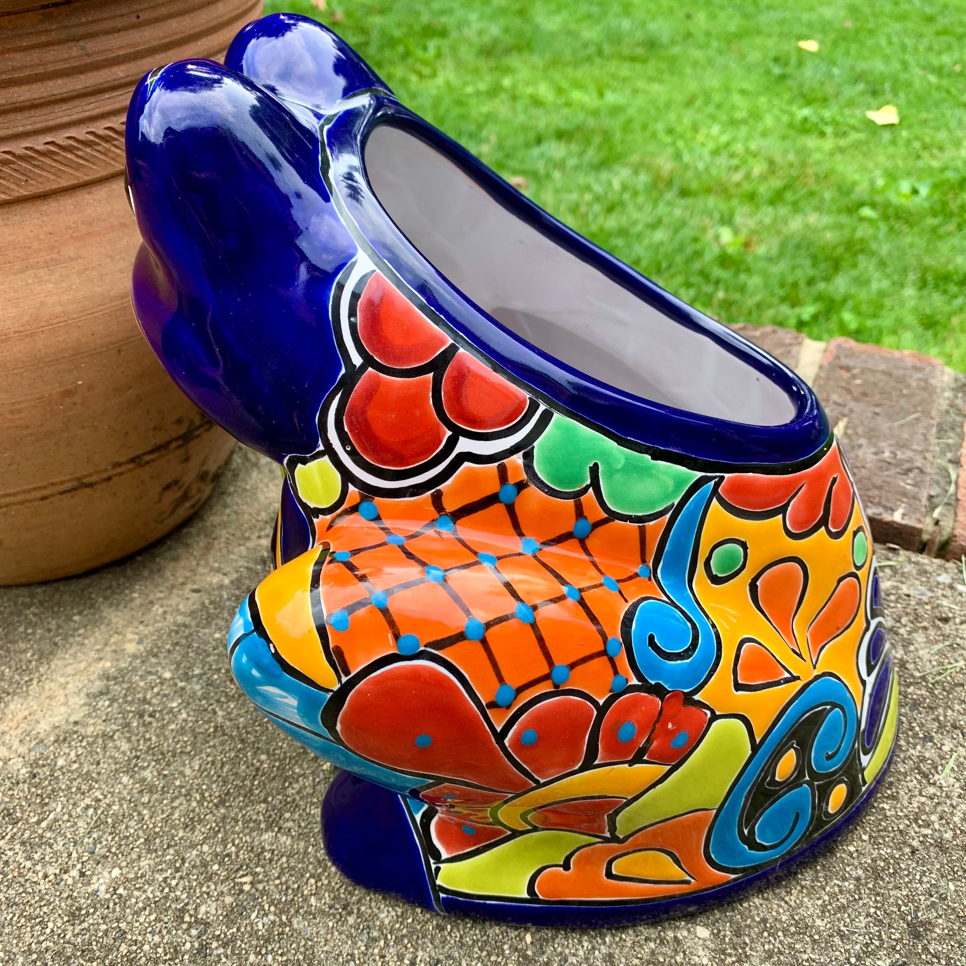 Talavera frog planting pot side right 